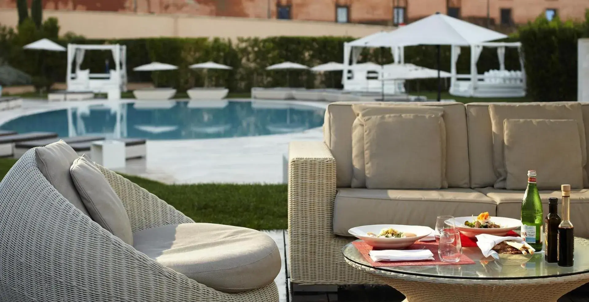 Food and drinks, Swimming Pool in Villa Agrippina Gran Meliá - The Leading Hotels of the World