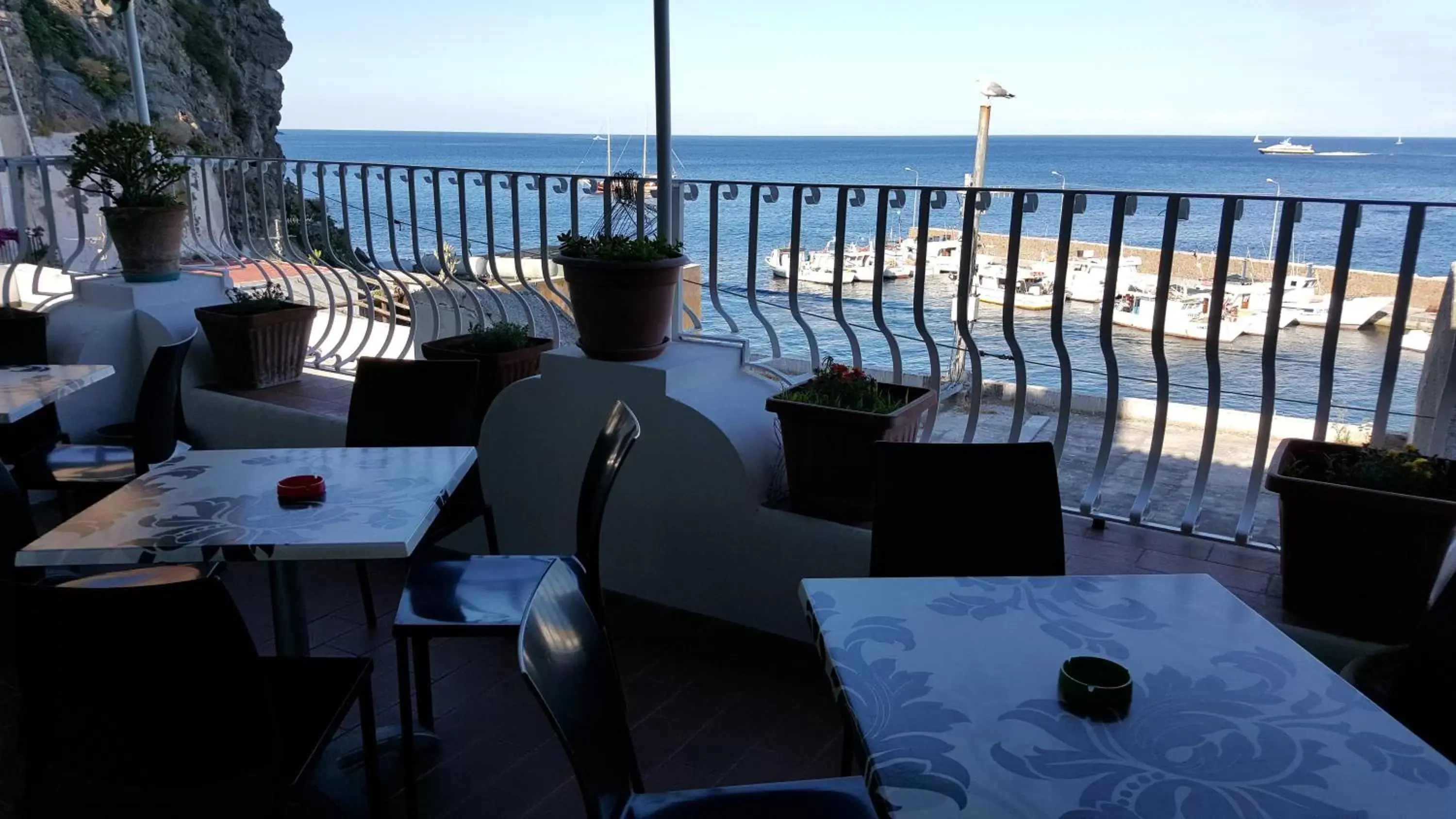 Day, Restaurant/Places to Eat in B&B Ventura