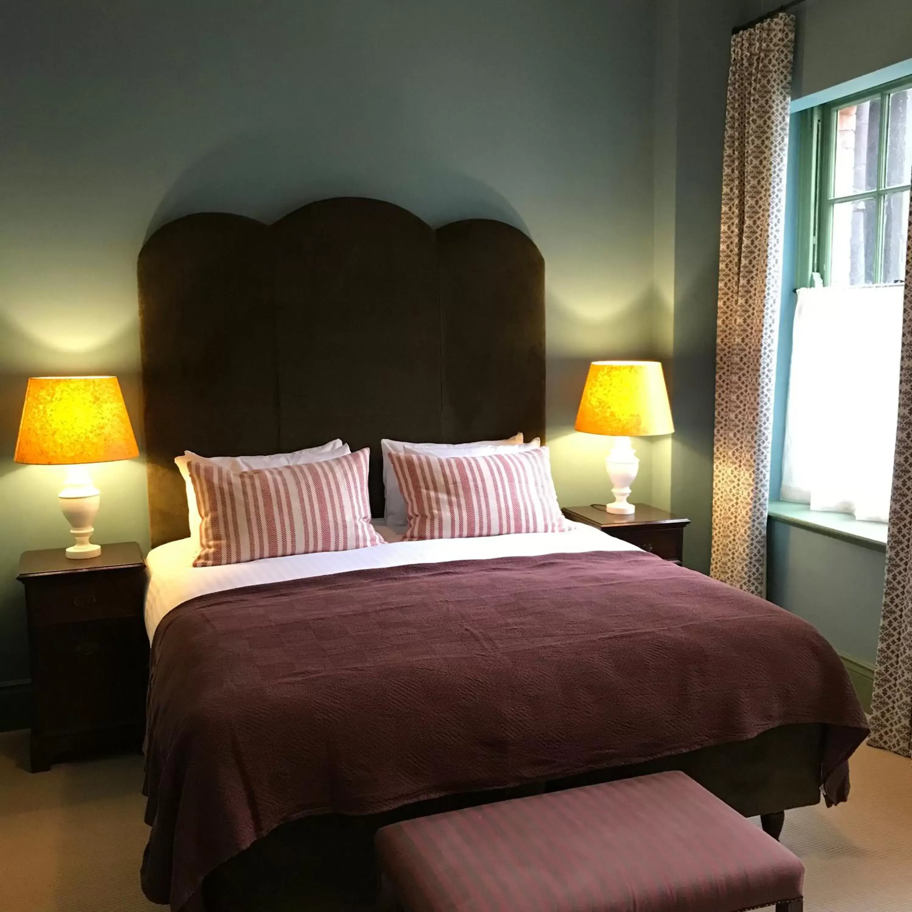 Superior King Room in The Green Dragon Hotel Superior King Room in The Green Dragon Hotel