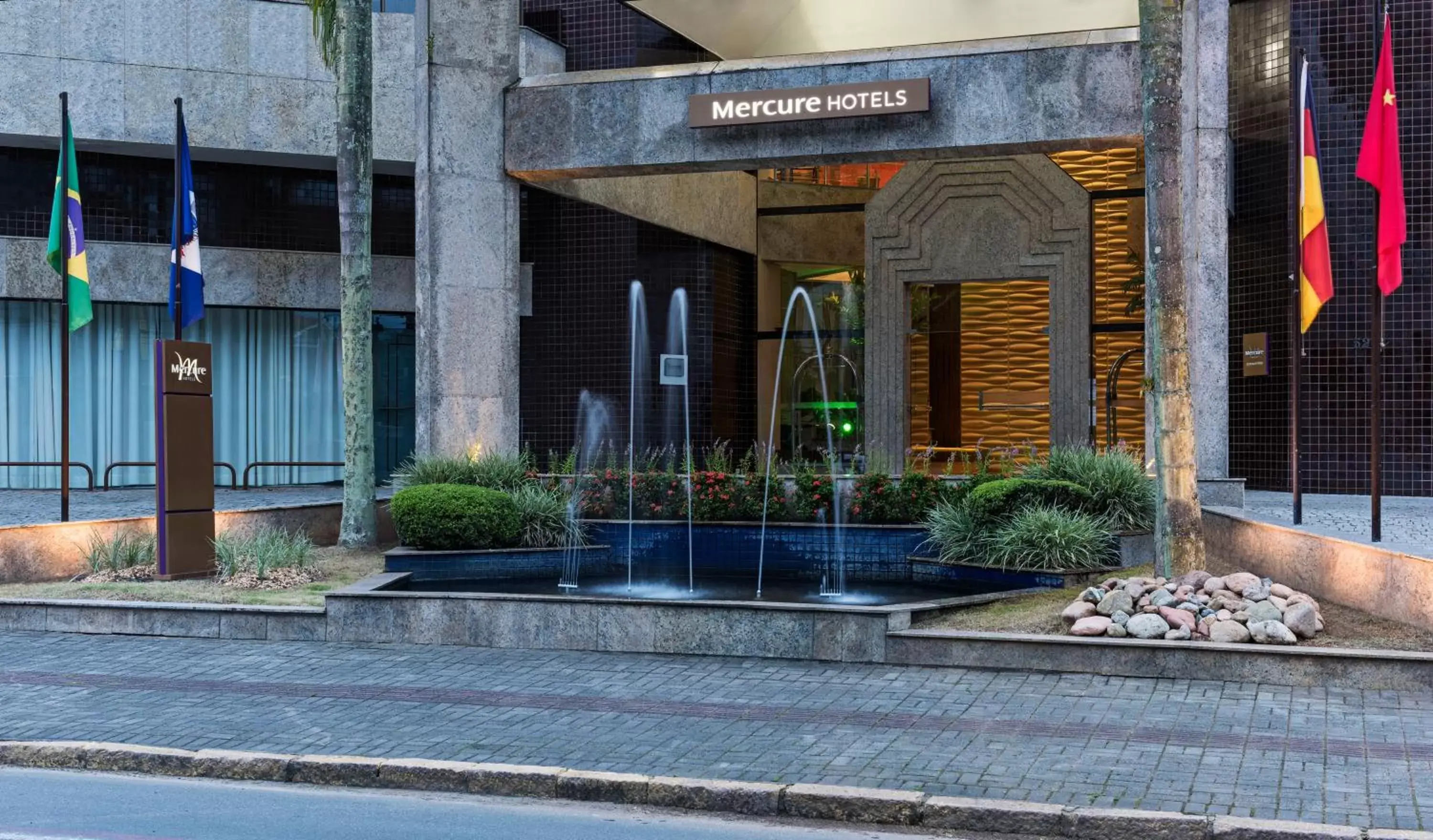 Facade/entrance in Mercure Joinville Prinz Facade/entrance in Mercure Joinville Prinz