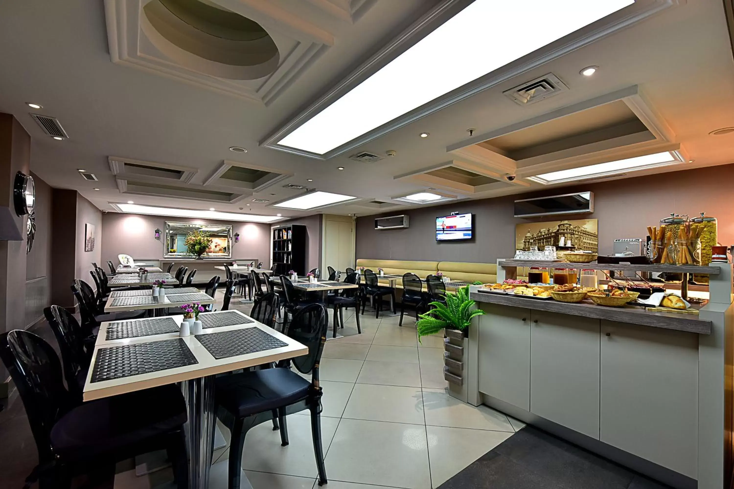 Communal kitchen, Restaurant/Places to Eat in Cheya Besiktas Hotel & Suites- Special Category