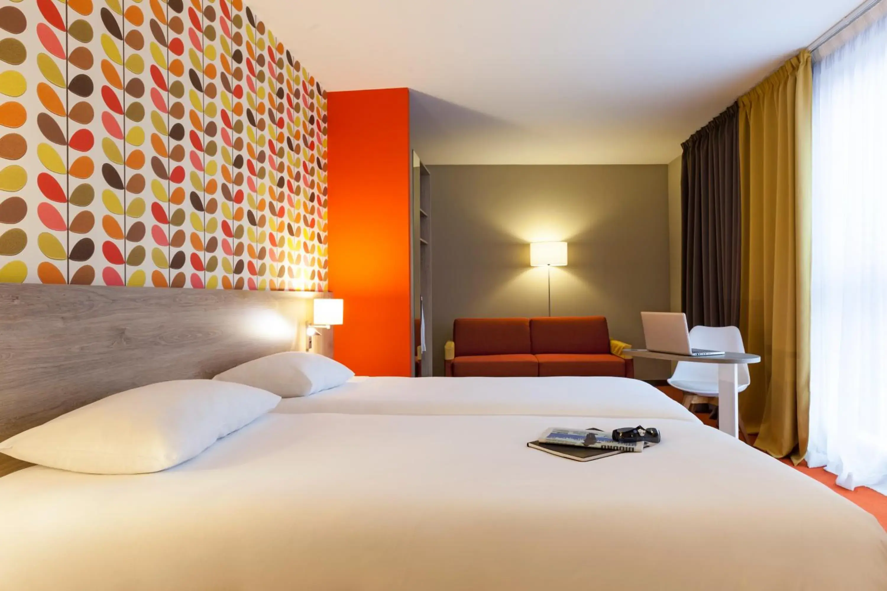 Day, Bed in ibis Styles Chaumont Centre Gare