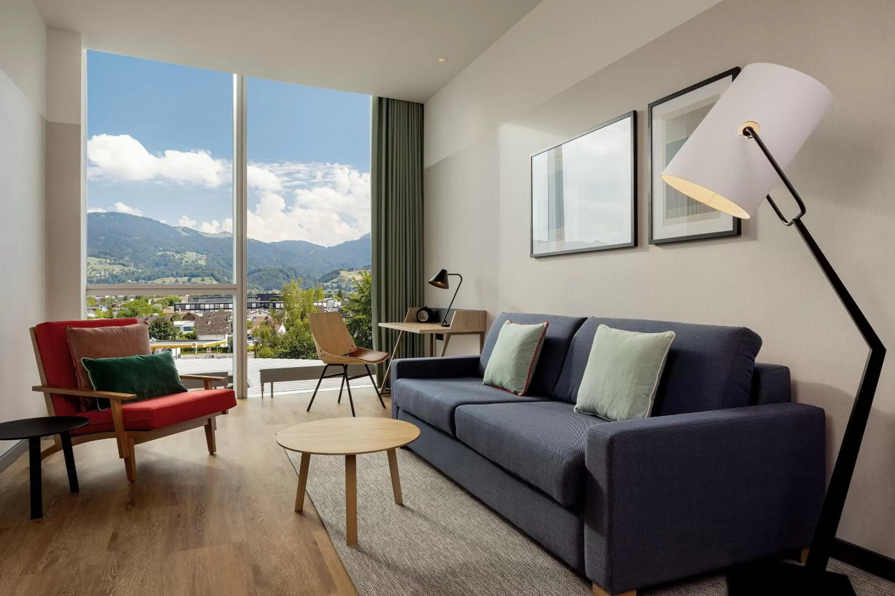 Photo of the whole room, Seating Area in Four Points by Sheraton Panoramahaus Dornbirn