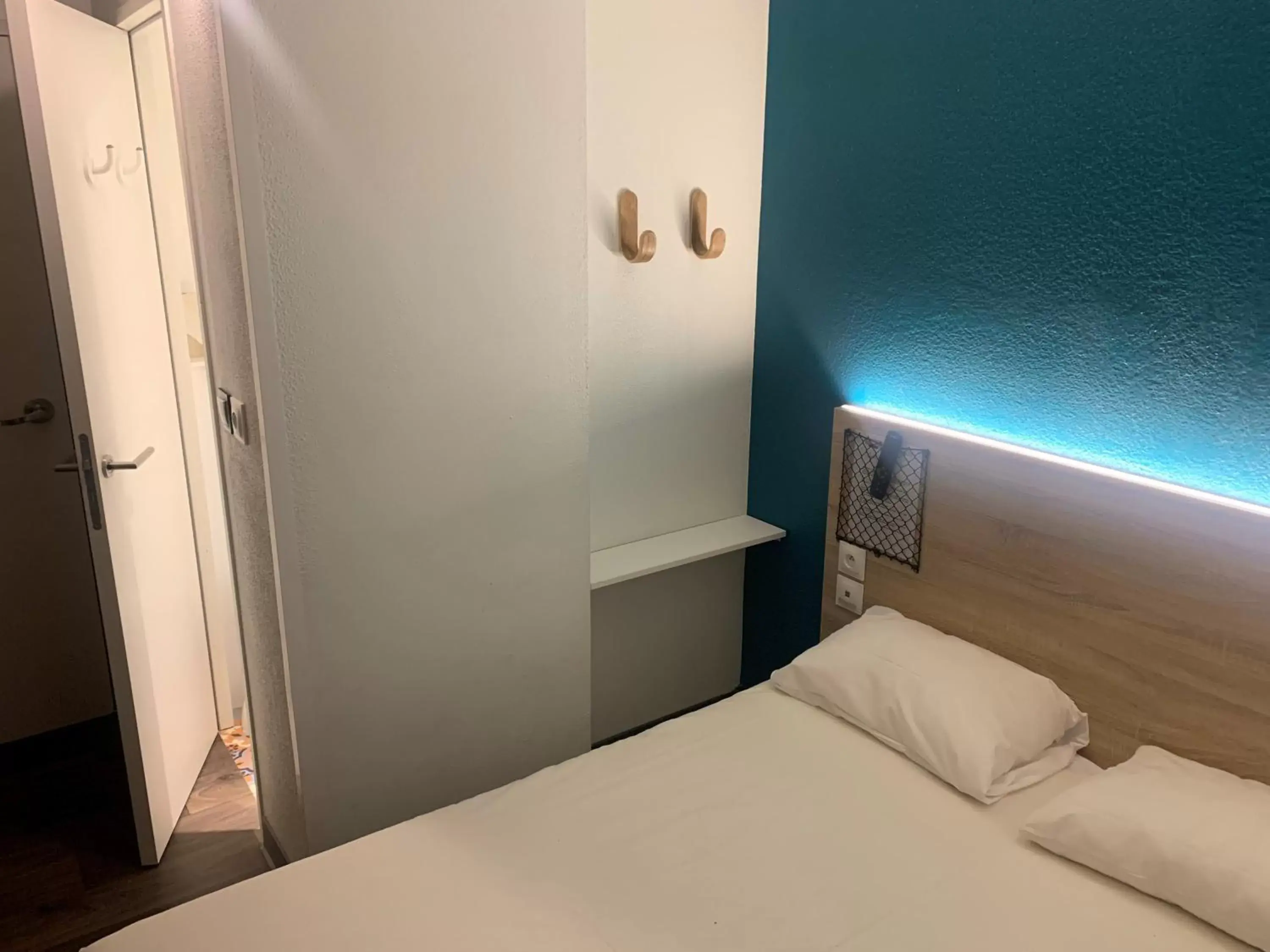 Bedroom, Bed in hotelF1 Saint Witz A1 Hôtel