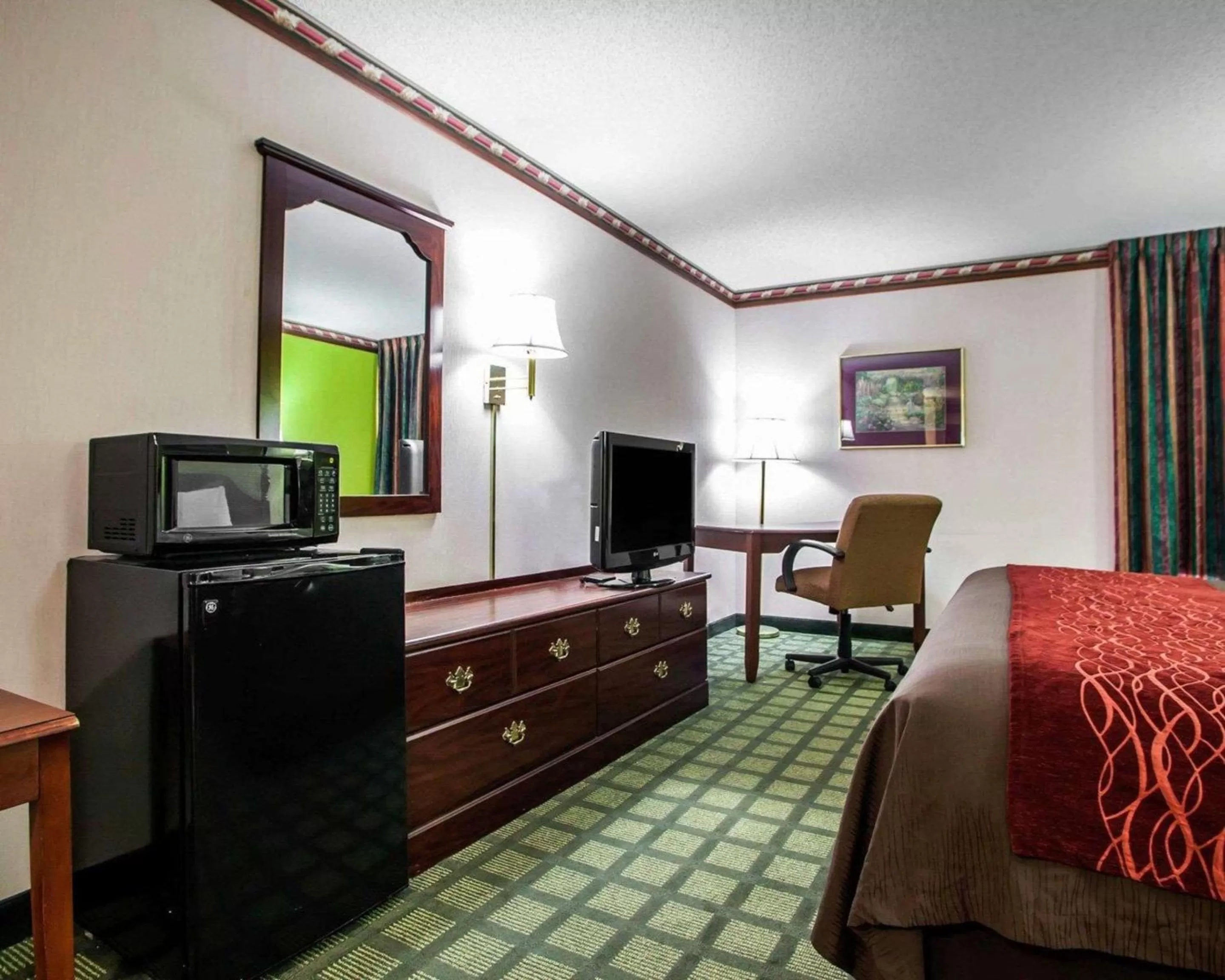 Photo of the whole room, Bed in Quality Inn Arcola