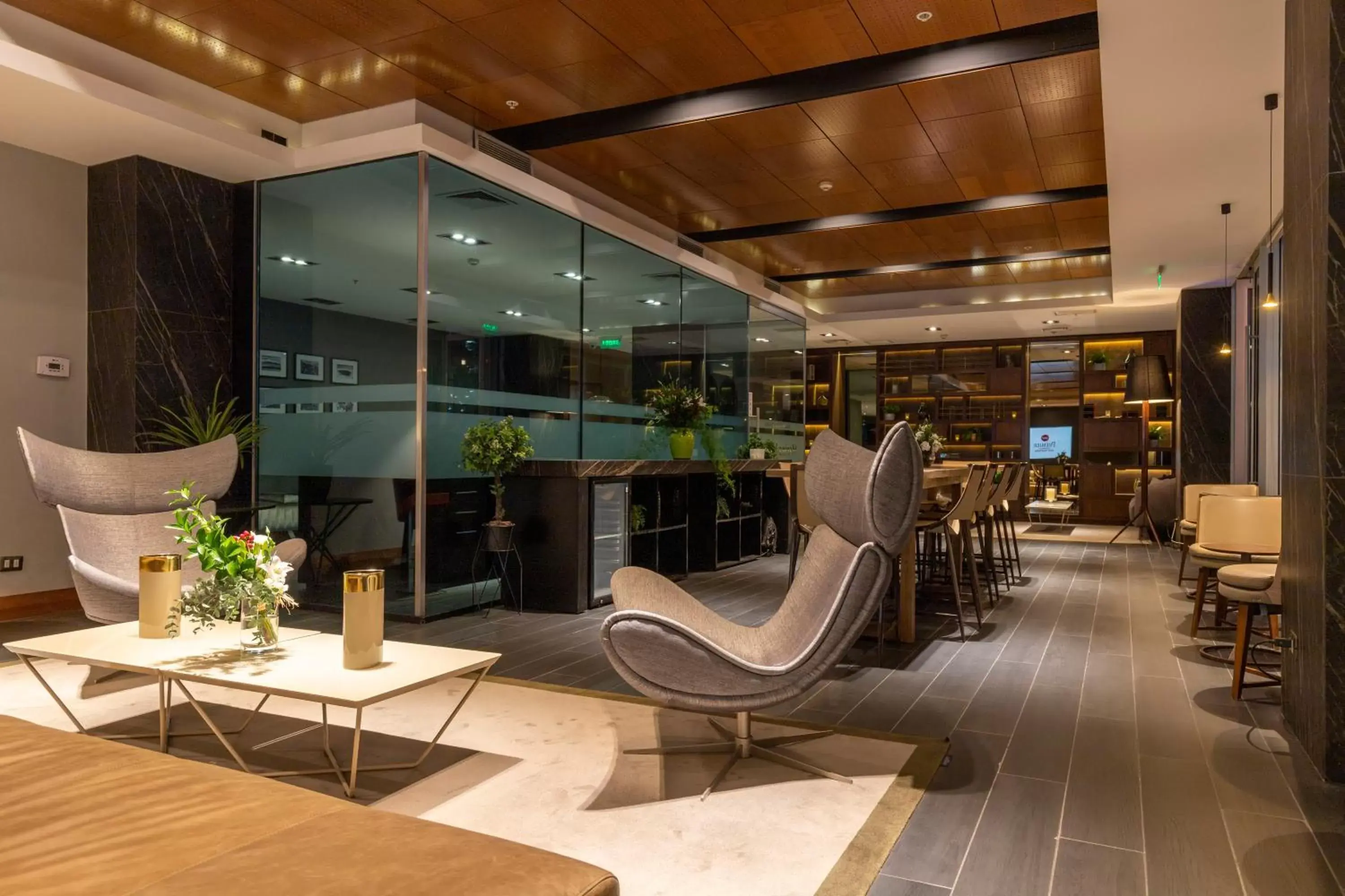 VIP, Lobby/Reception in Best Western Premier Marina Las Condes