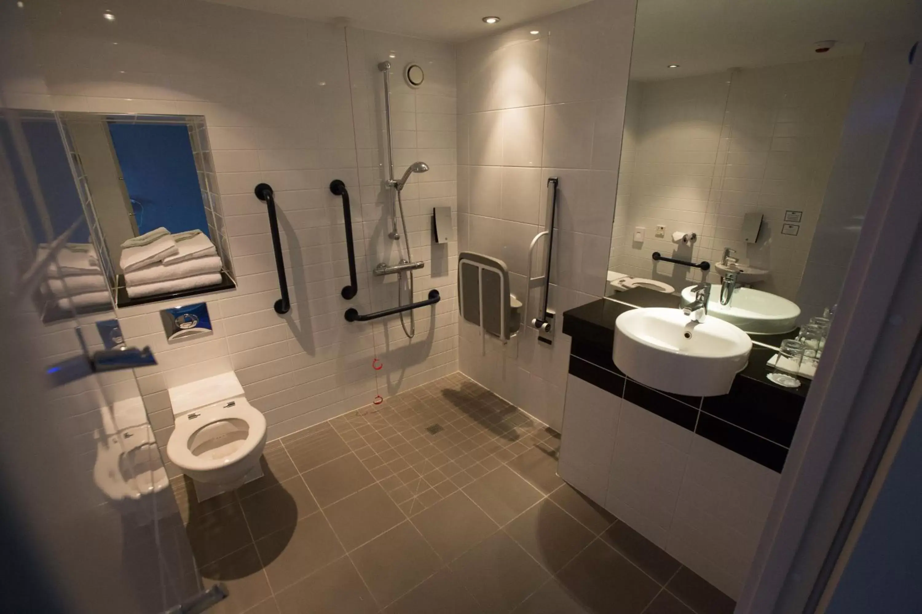Bathroom in Holiday Inn Express London Stratford, an IHG Hotel