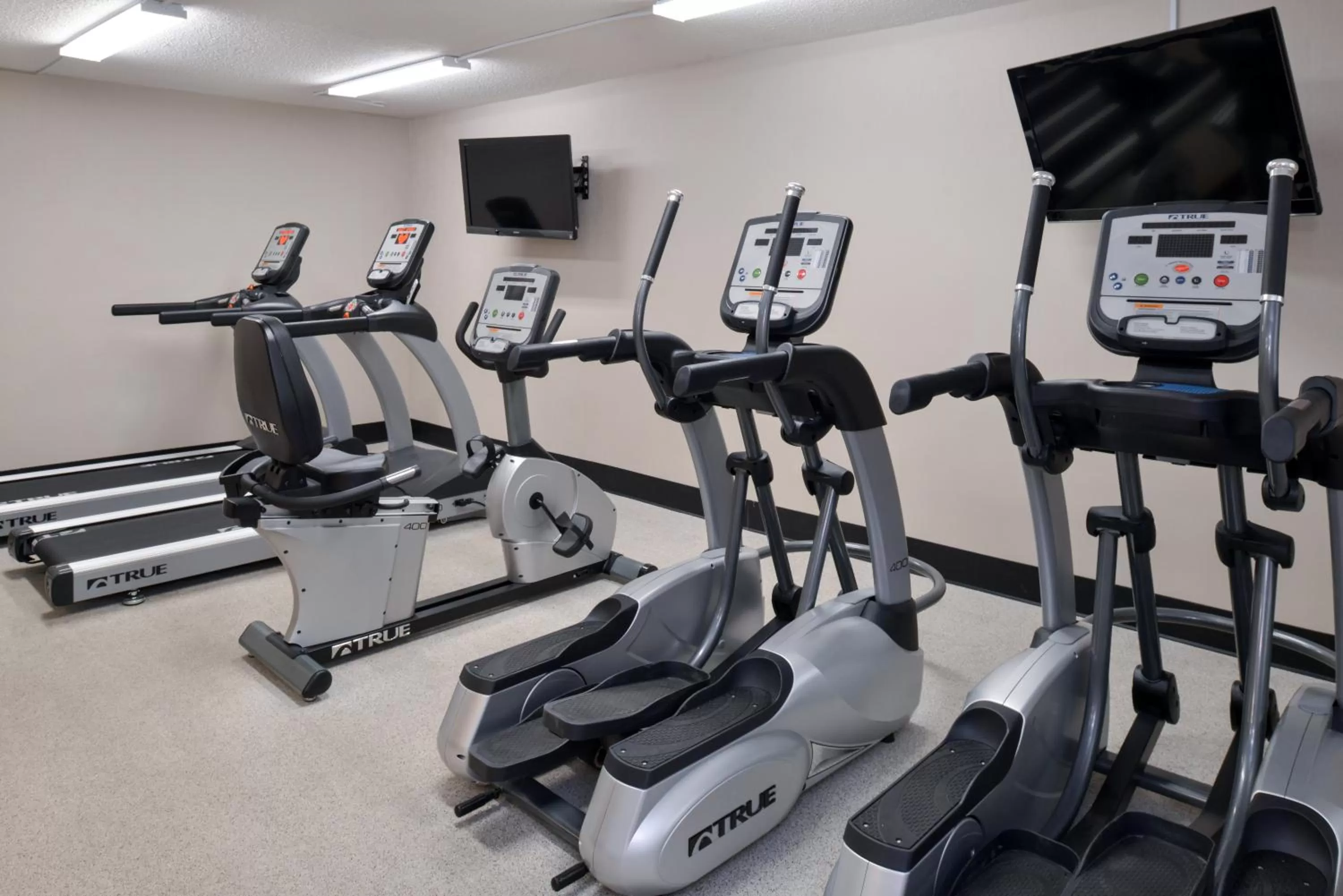 Fitness centre/facilities in La Quinta by Wyndham Indianapolis South