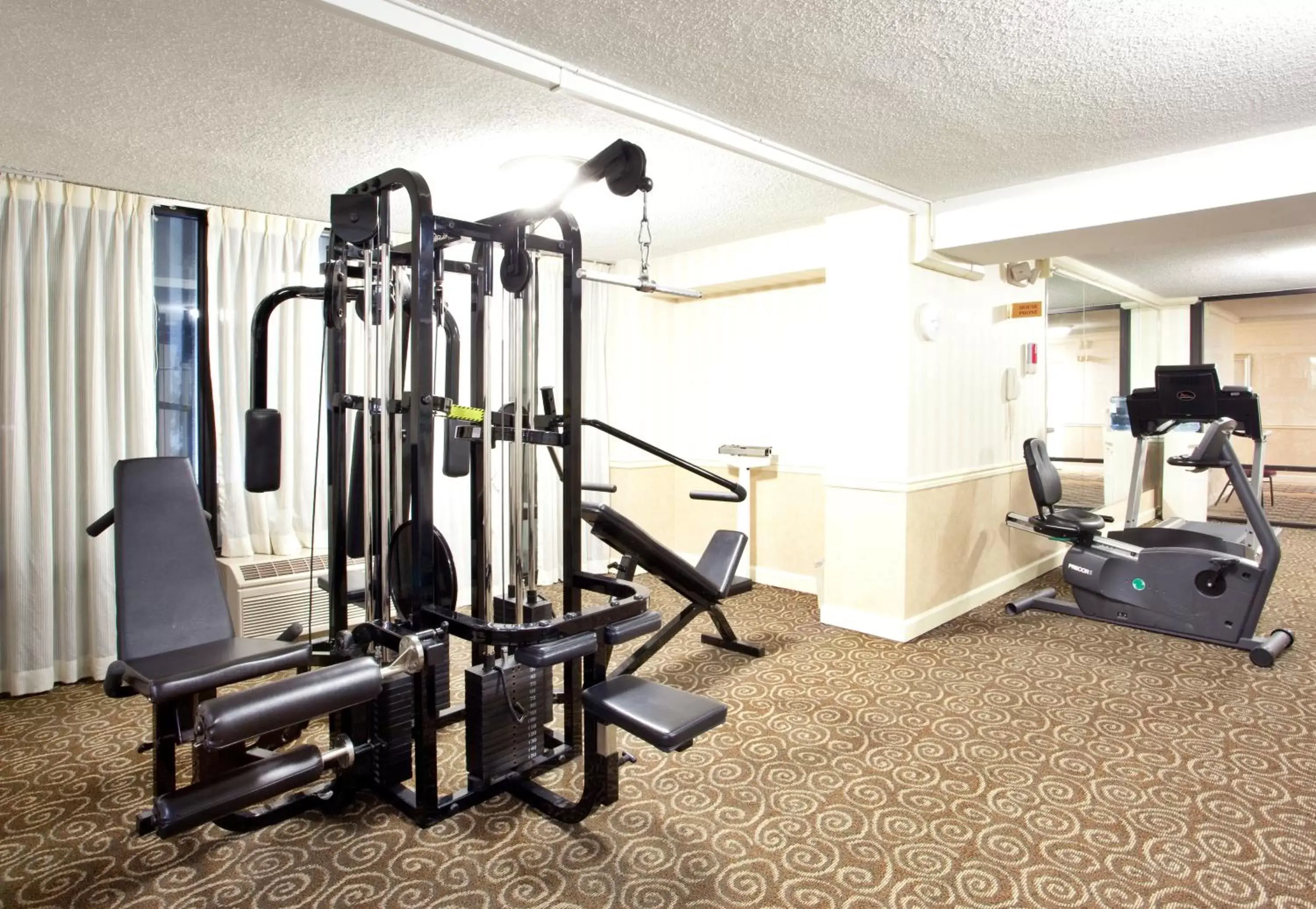 Fitness centre/facilities, Fitness Center/Facilities in Holiday Inn Roanoke - Tanglewood Route 419 & I 581, an IHG Hotel