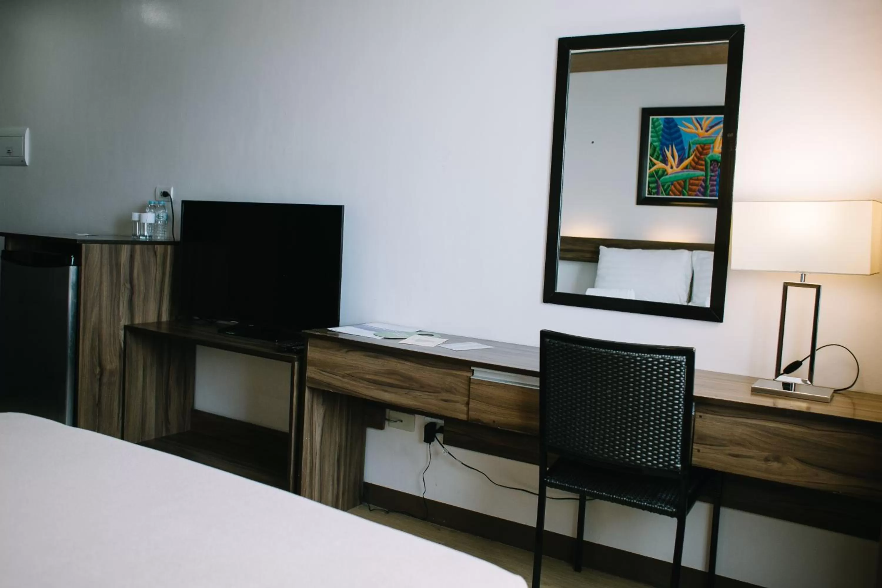 Photo of the whole room, Bed in Leope Hotel