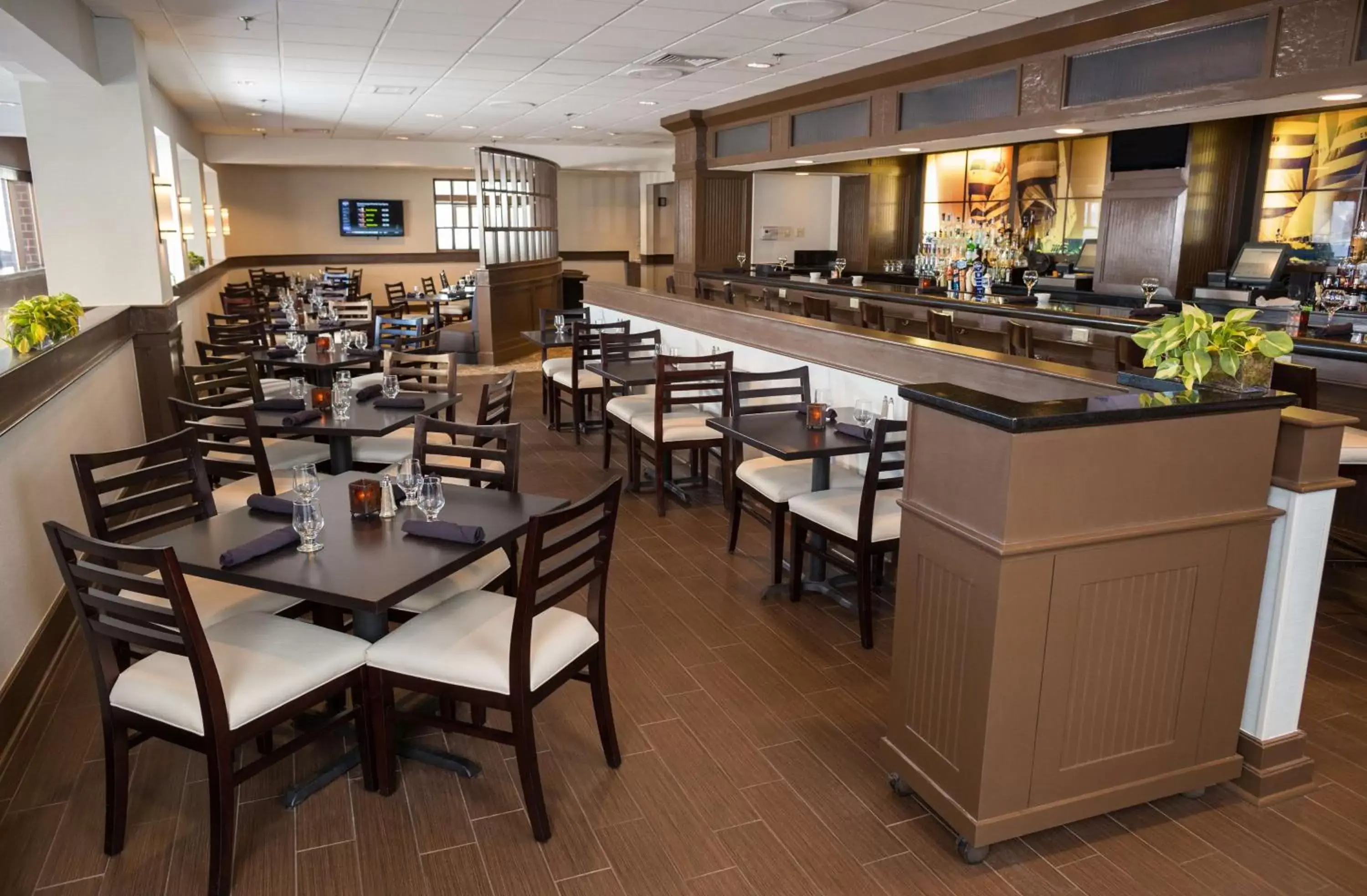 Lobby or reception, Restaurant/Places to Eat in DoubleTree by Hilton Boston/Westborough