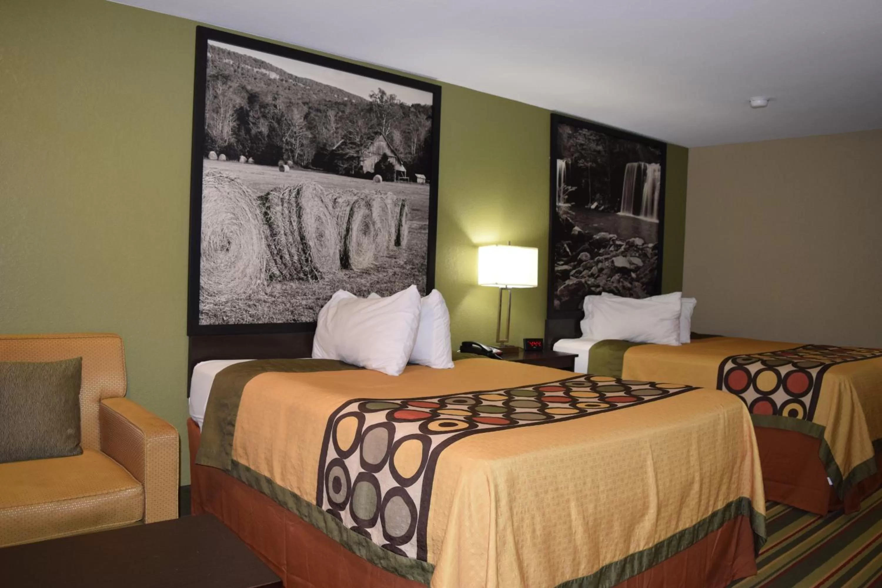 Queen Room with Two Queen Beds - Smoking in Super 8 by Wyndham Paragould