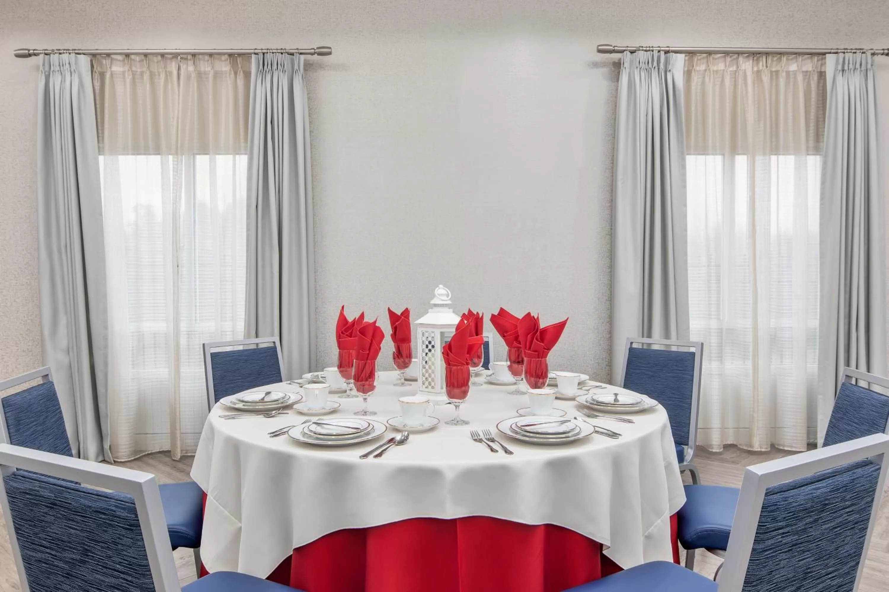 Banquet/Function facilities in Holiday Inn Express & Suites Greenville-I-85 & Woodruff Rd by IHG