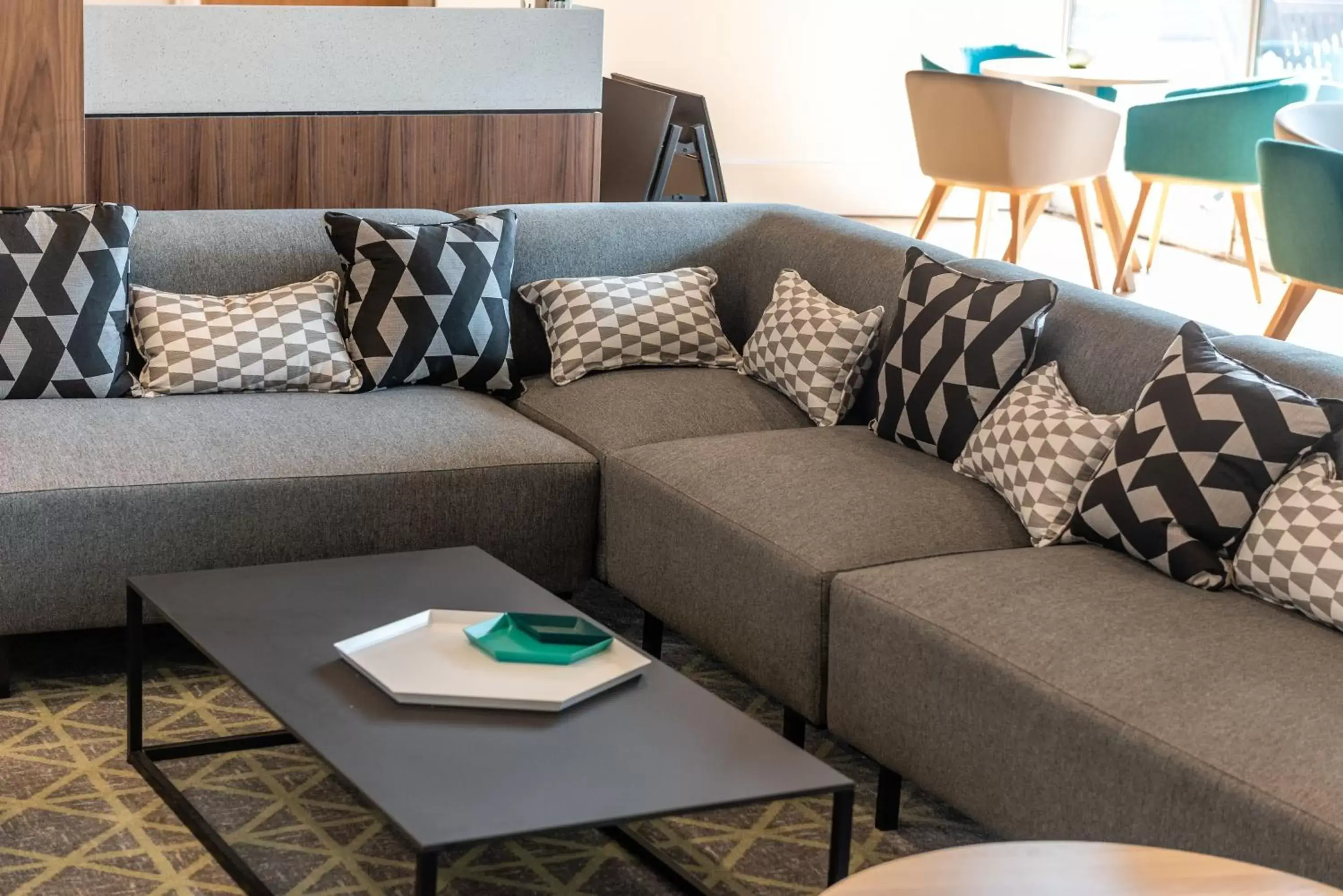 Property building, Seating Area in Holiday Inn Dover, an IHG Hotel