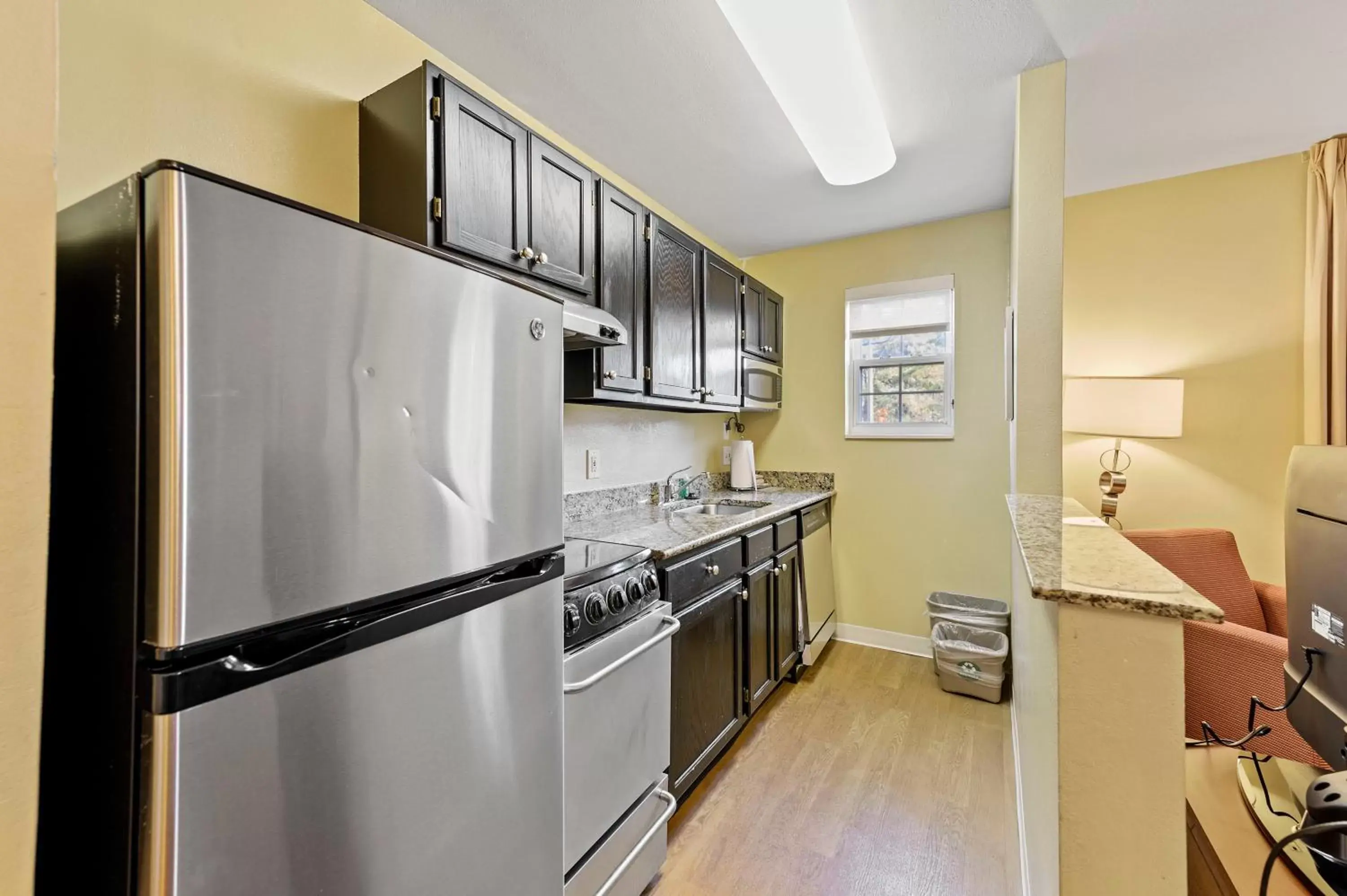 Kitchen or kitchenette, Kitchen/Kitchenette in Extended Stay America Suites - Atlanta - Norcross