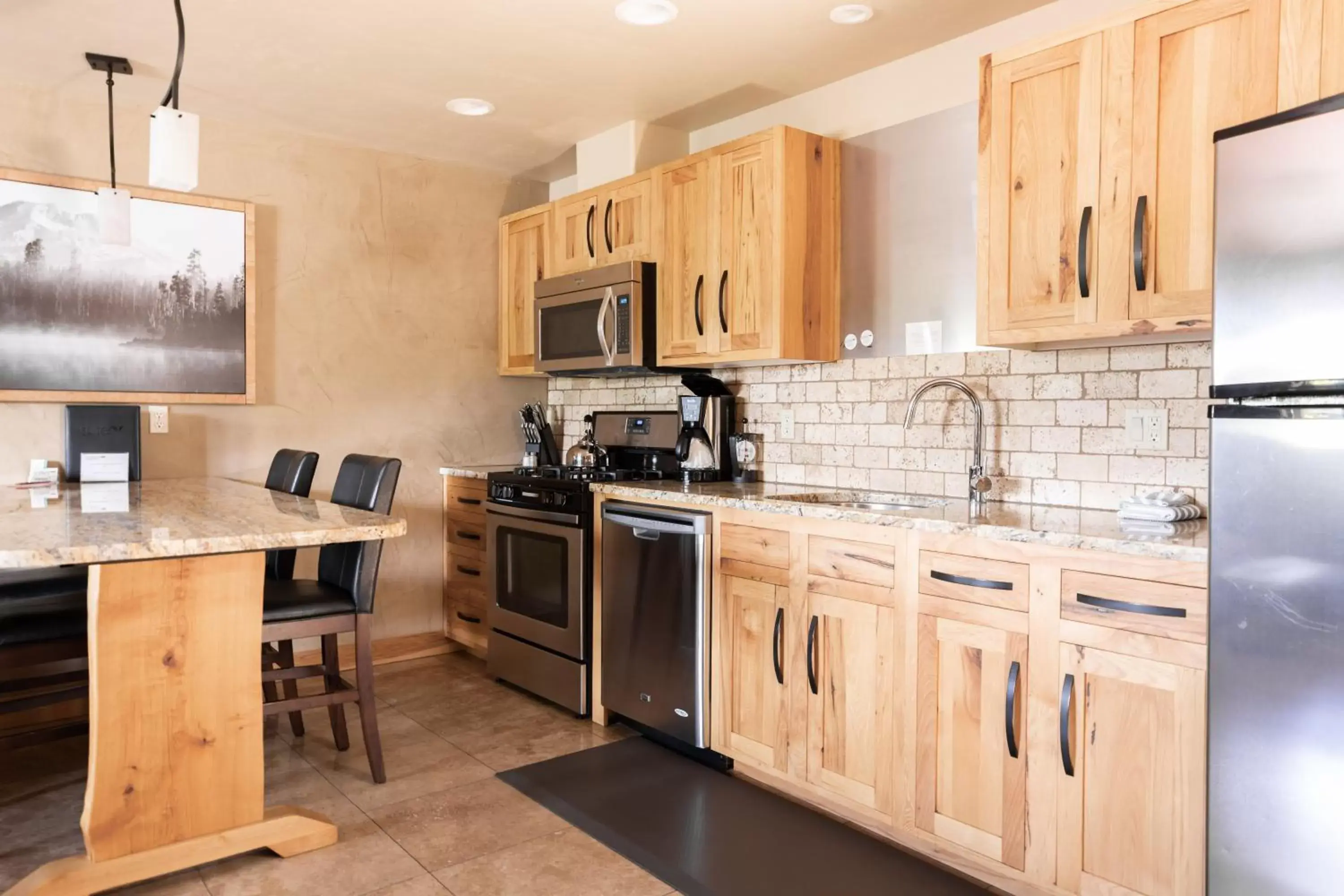 Kitchen or kitchenette, Kitchen/Kitchenette in Wall Street Suites