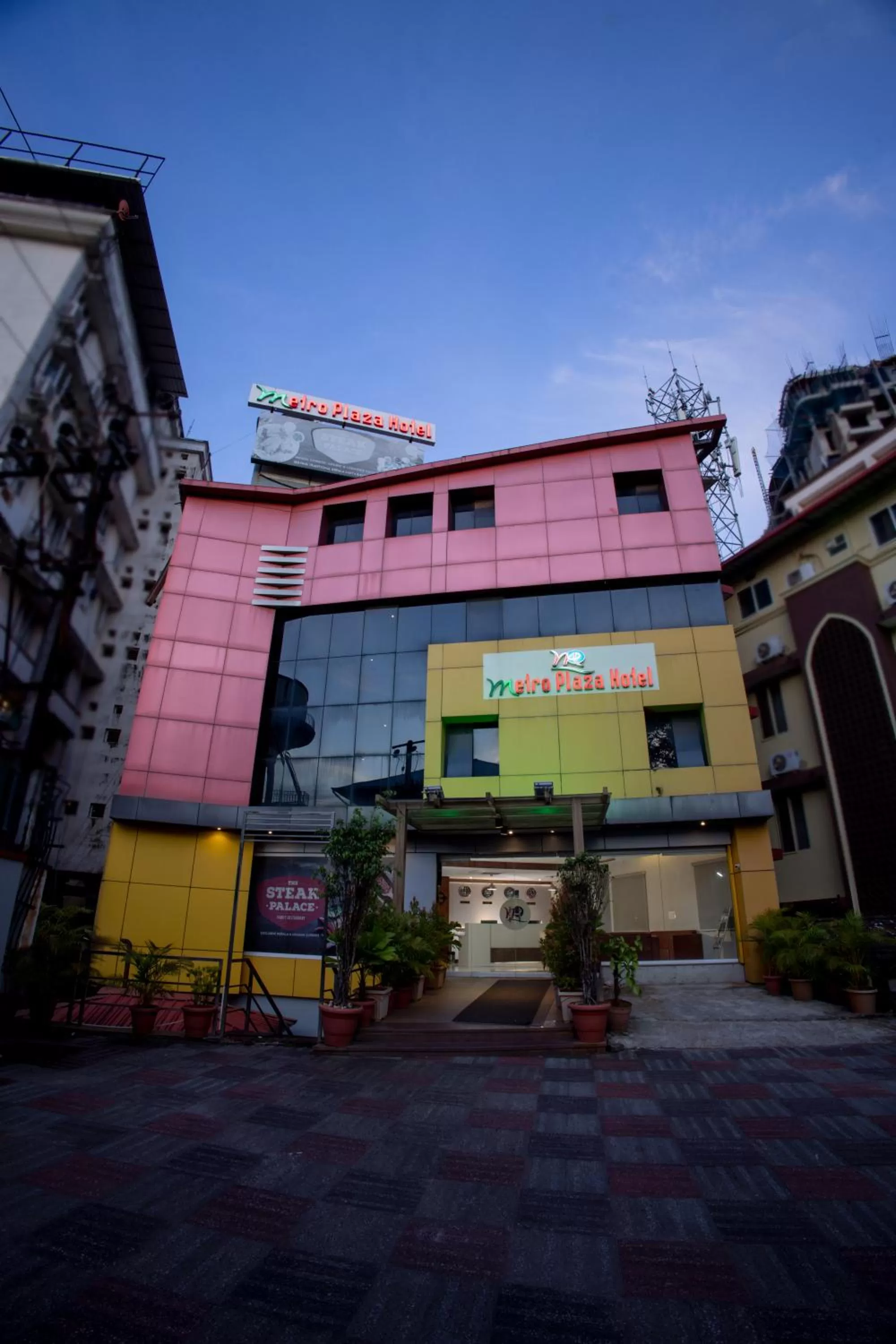 Property building in Metro Plaza Hotel by RAK Rooms, Mangaluru