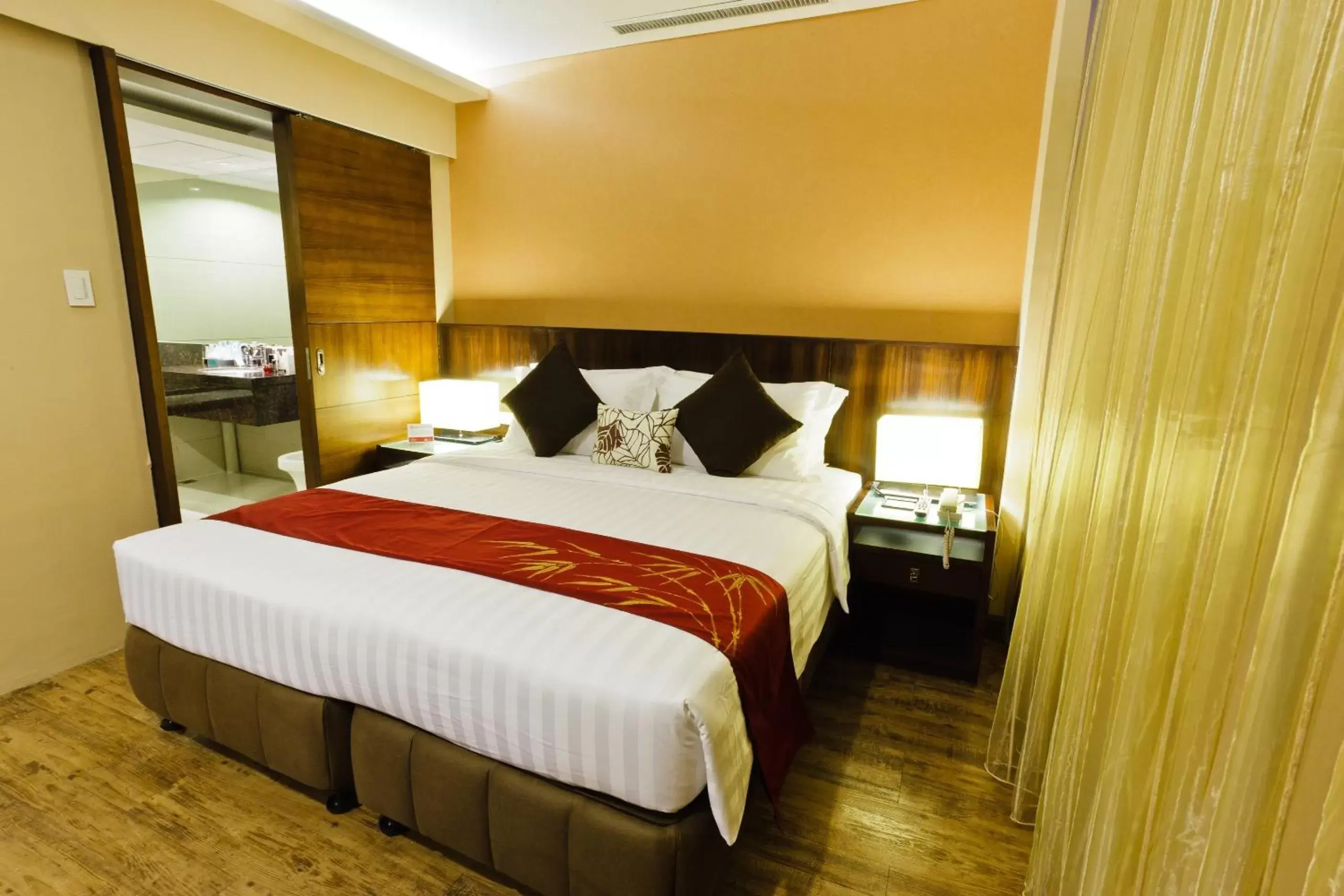 Bed in Ramada by Wyndham Manila Central