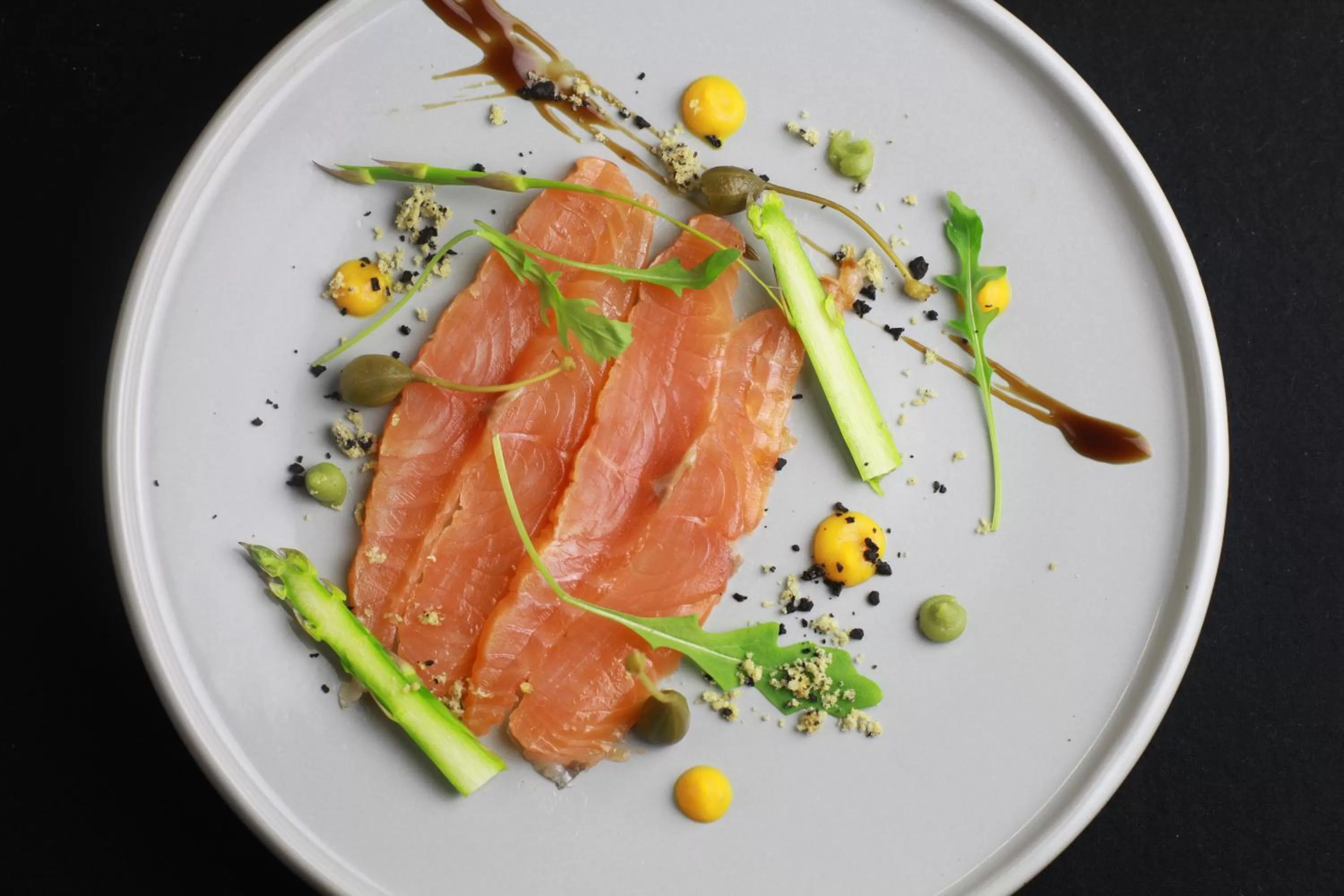 Restaurant/places to eat in Appart'Hôtel LIDO au bord de l'eau