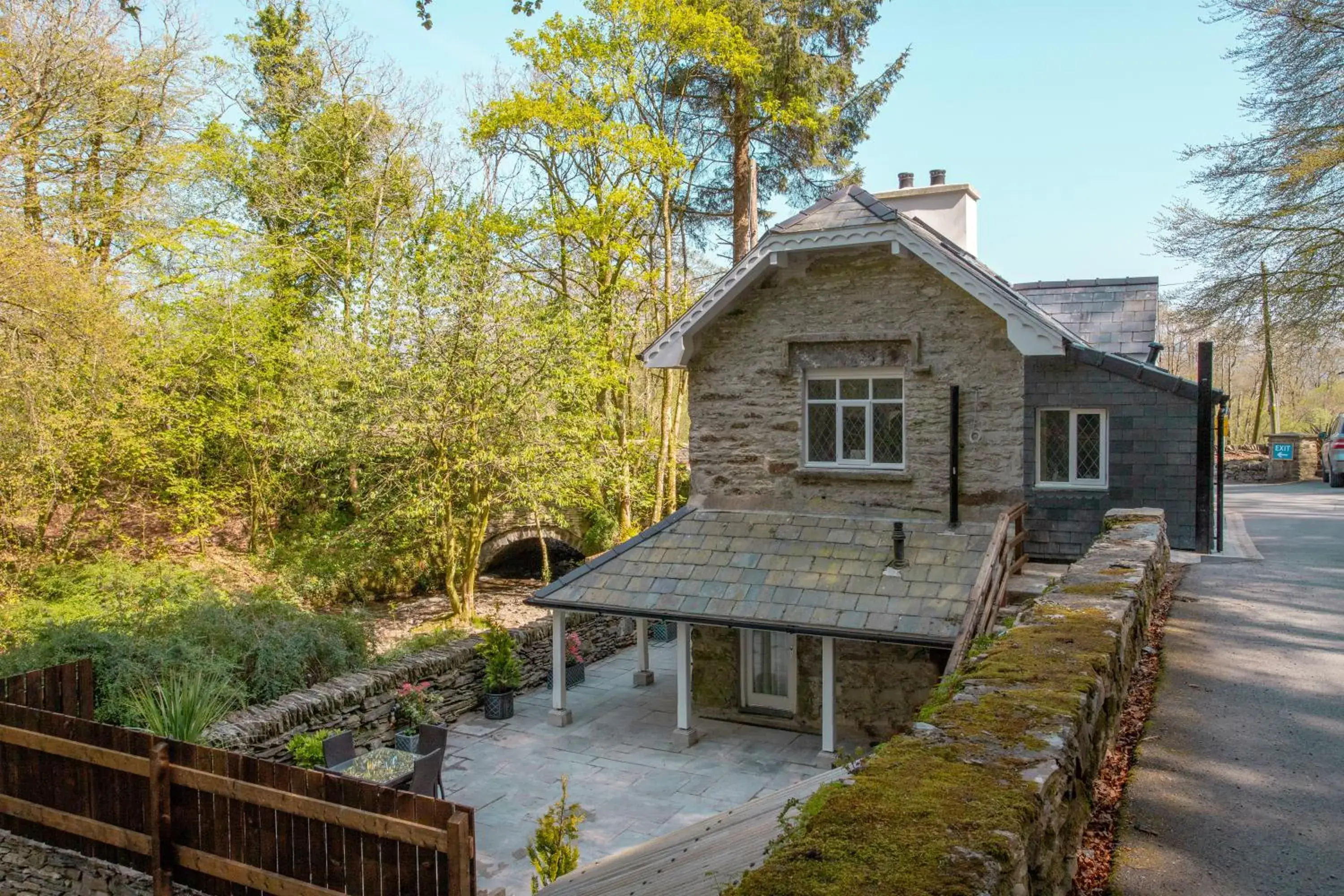 Bird's eye view, Property Building in Aberdunant Hall Country Hotel