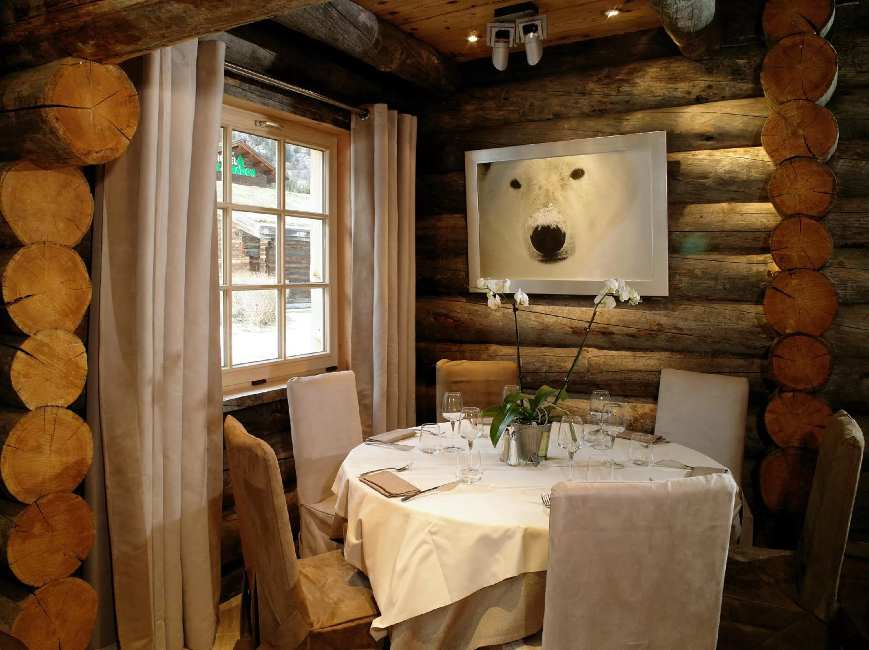 Restaurant/places to eat in Hôtel Le Labrador