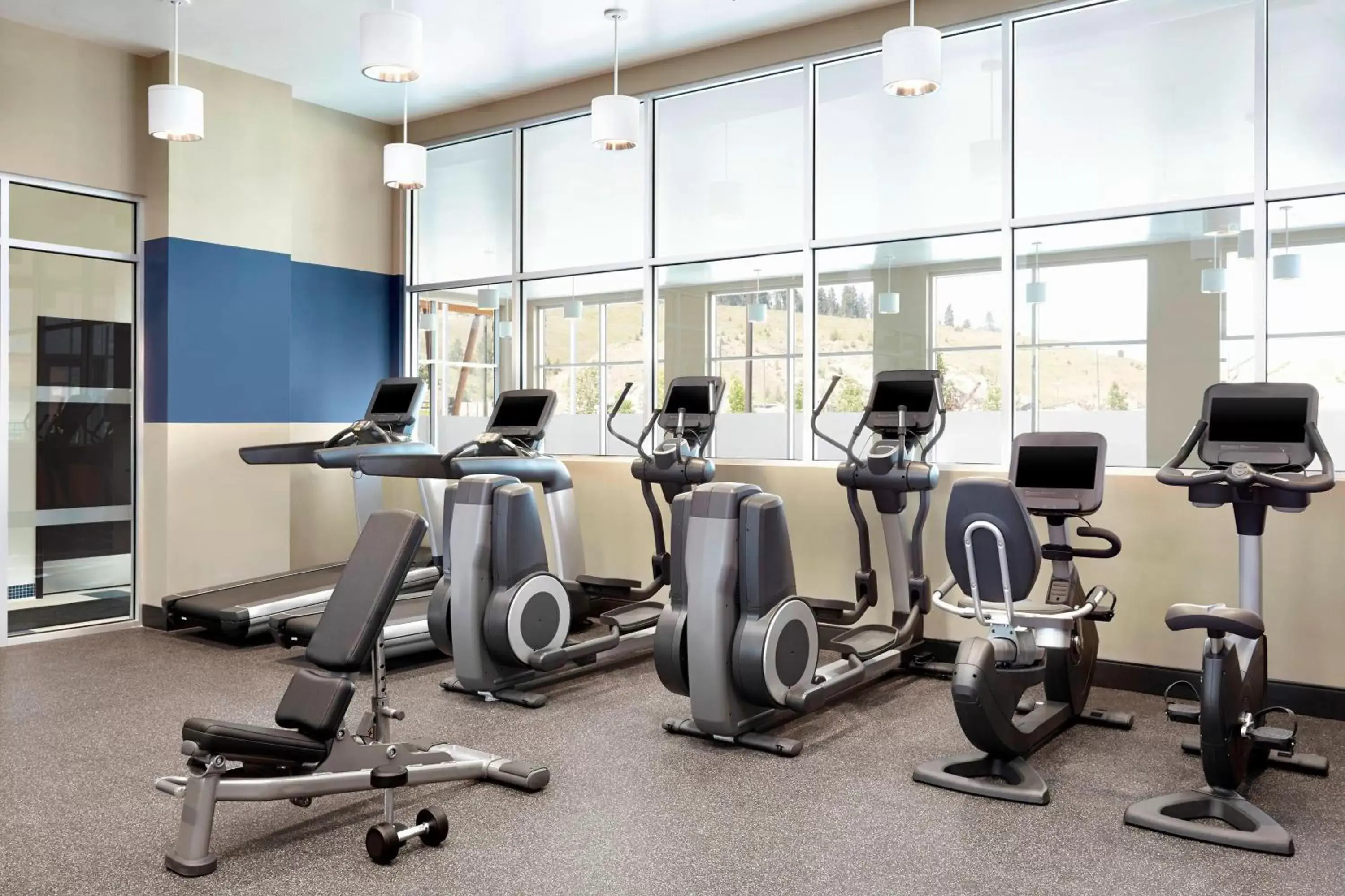 Fitness centre/facilities, Fitness Center/Facilities in Four Points by Sheraton Kelowna Airport