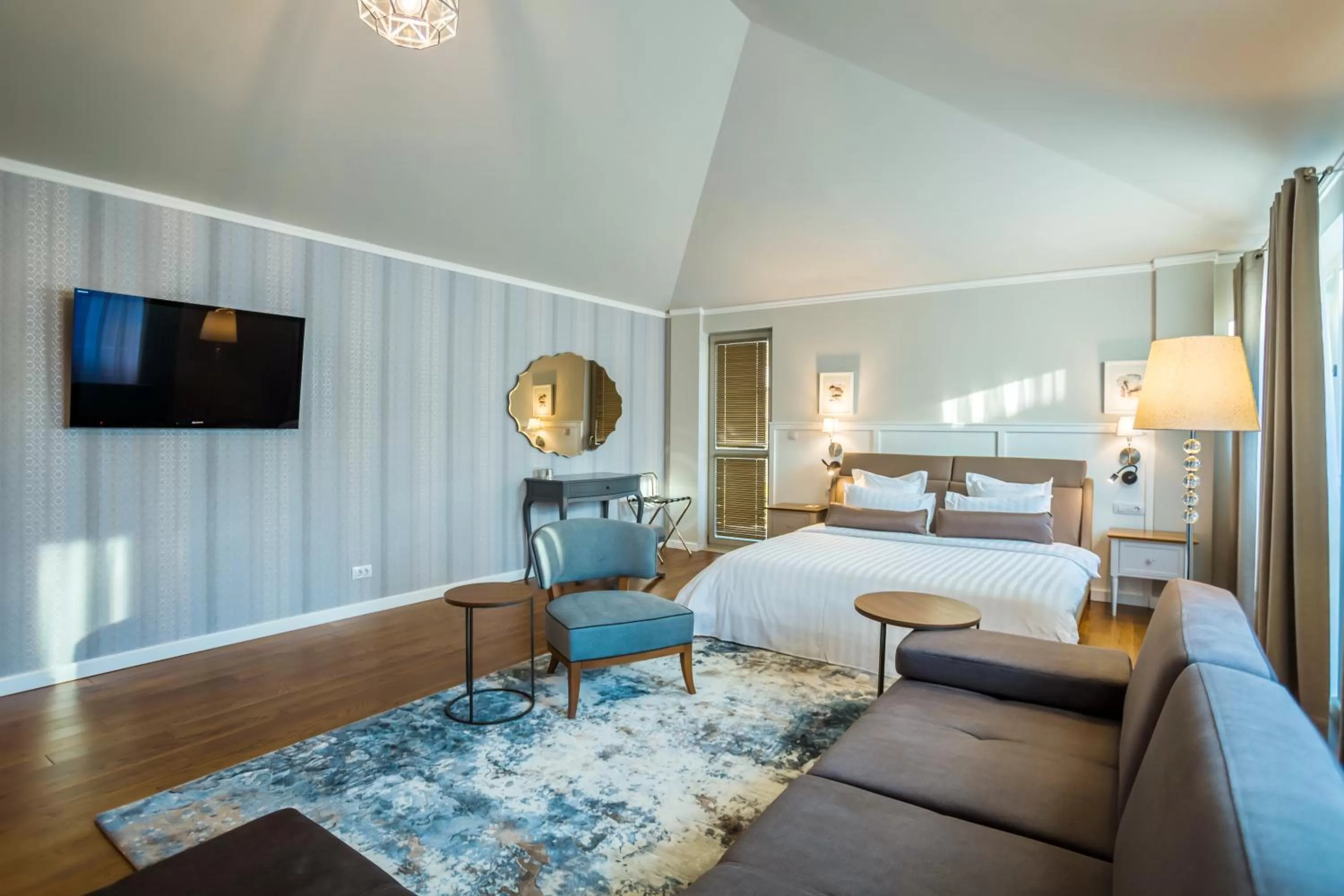 Communal lounge/ TV room, Bed in Hotel Residence Promenade