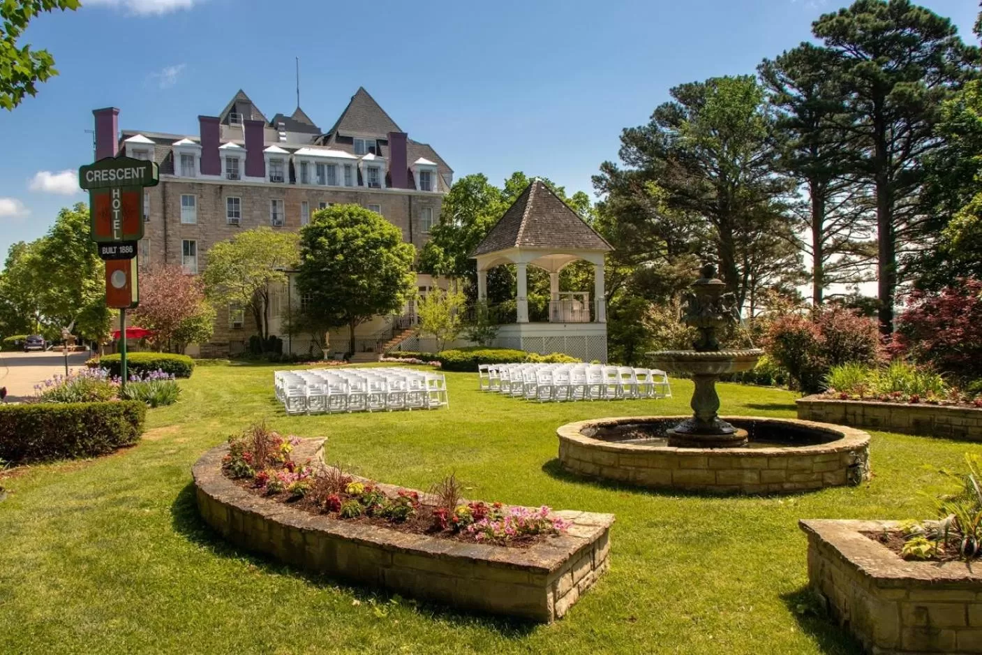 Garden in 1886 Crescent Hotel and Spa