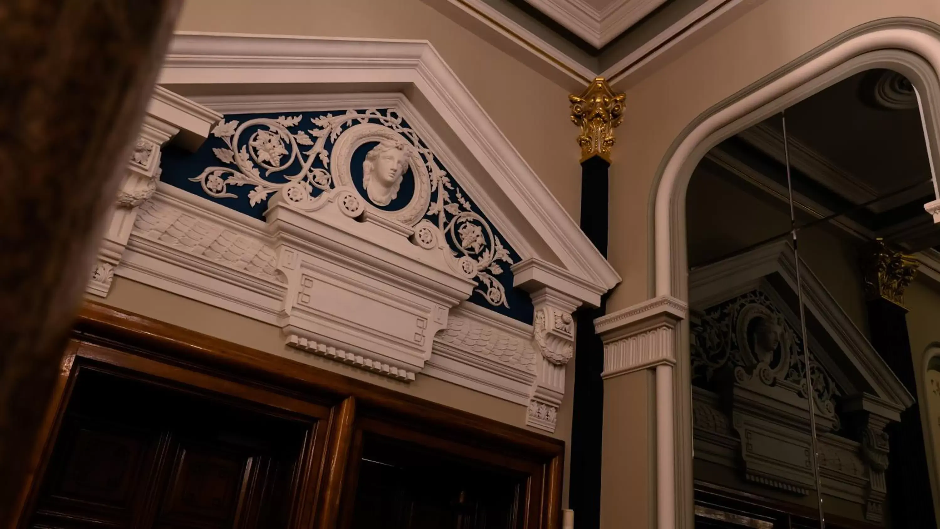 Decorative detail in The Parr’s Bank Hotel