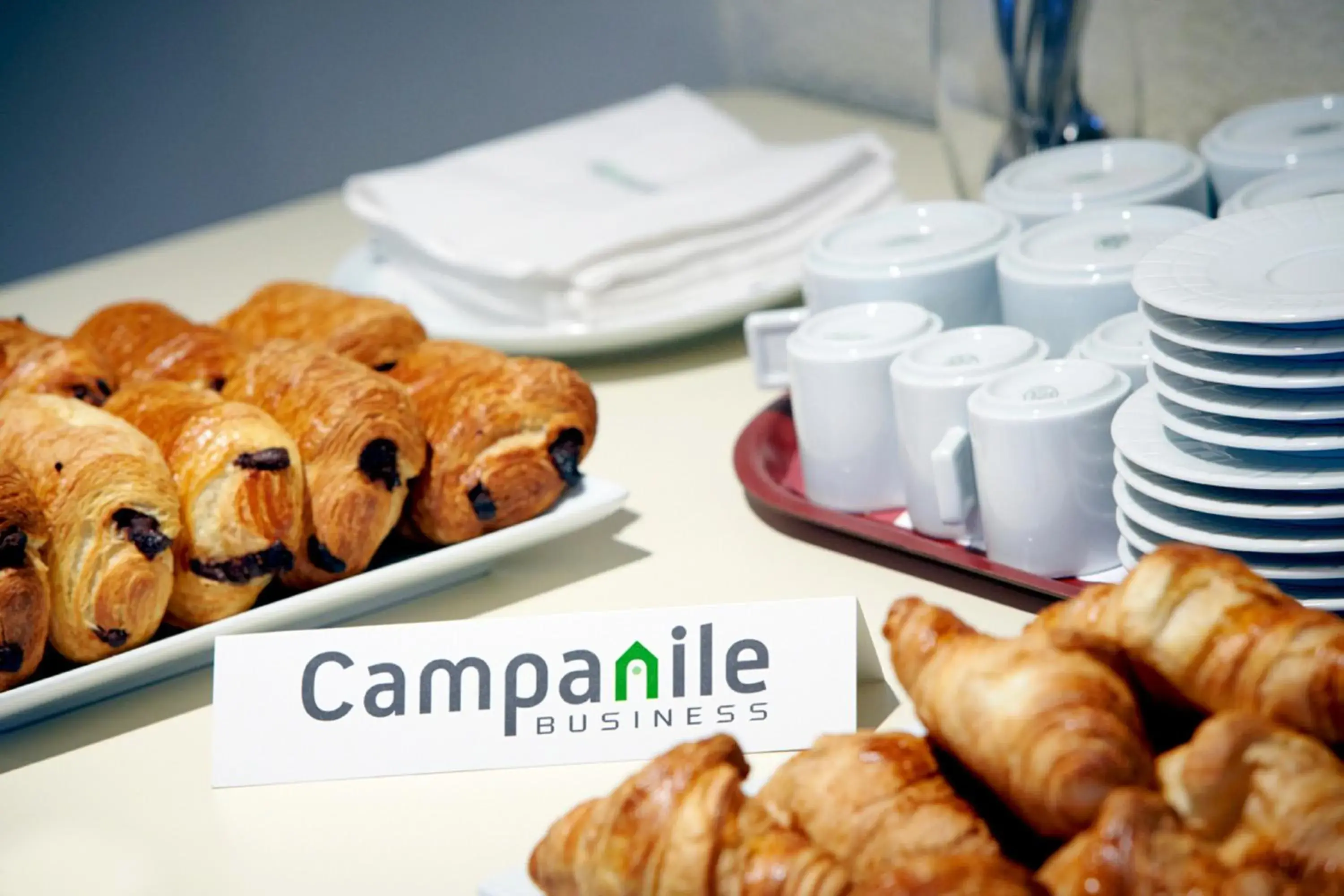 Buffet breakfast, Food in Campanile Plaisir