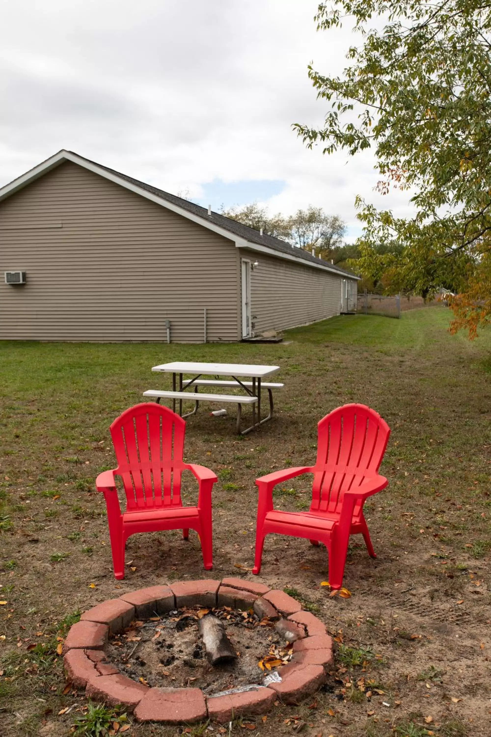 Patio in The Kingsley Motel