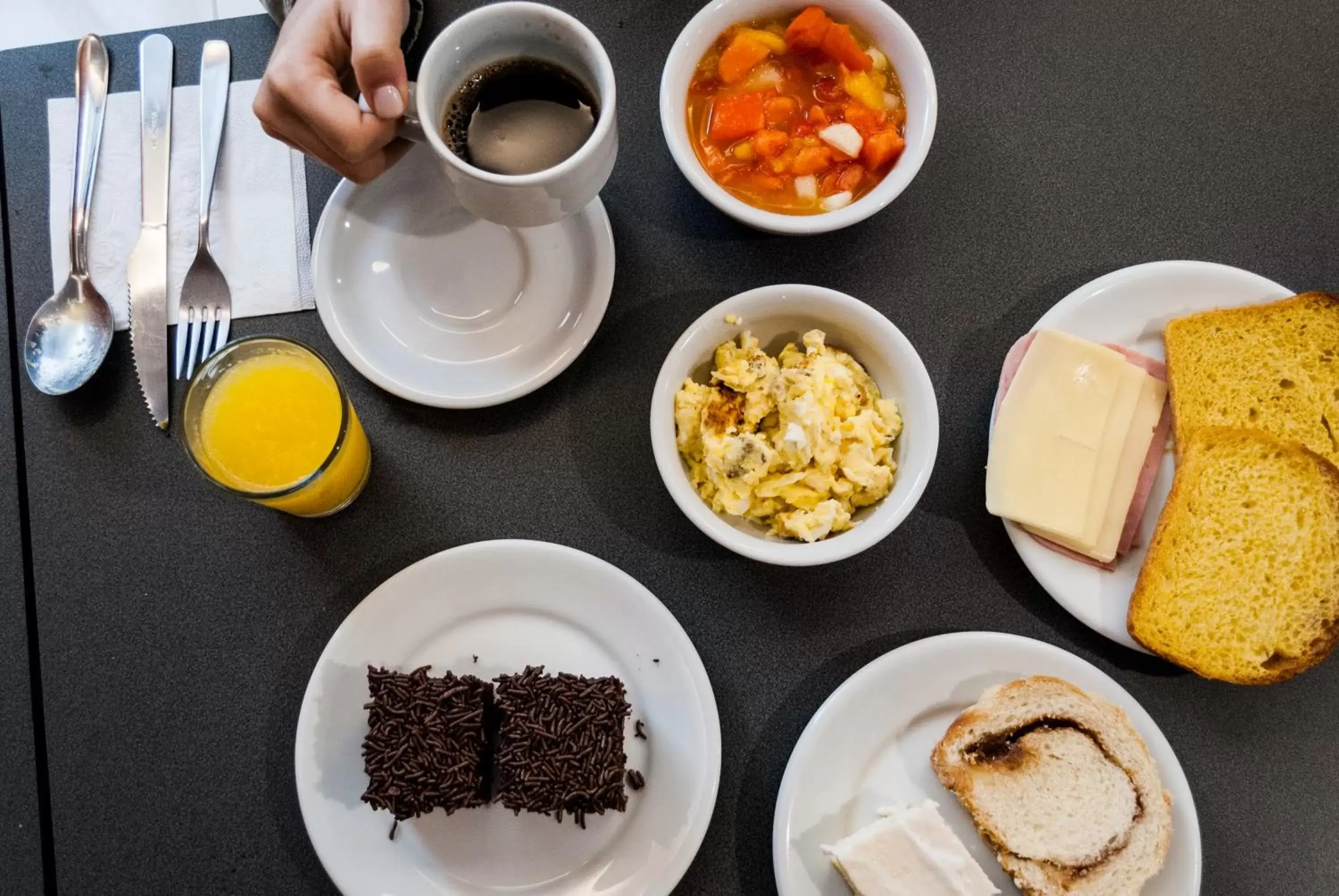 Continental breakfast in Master Grande Hotel - Centro Histórico