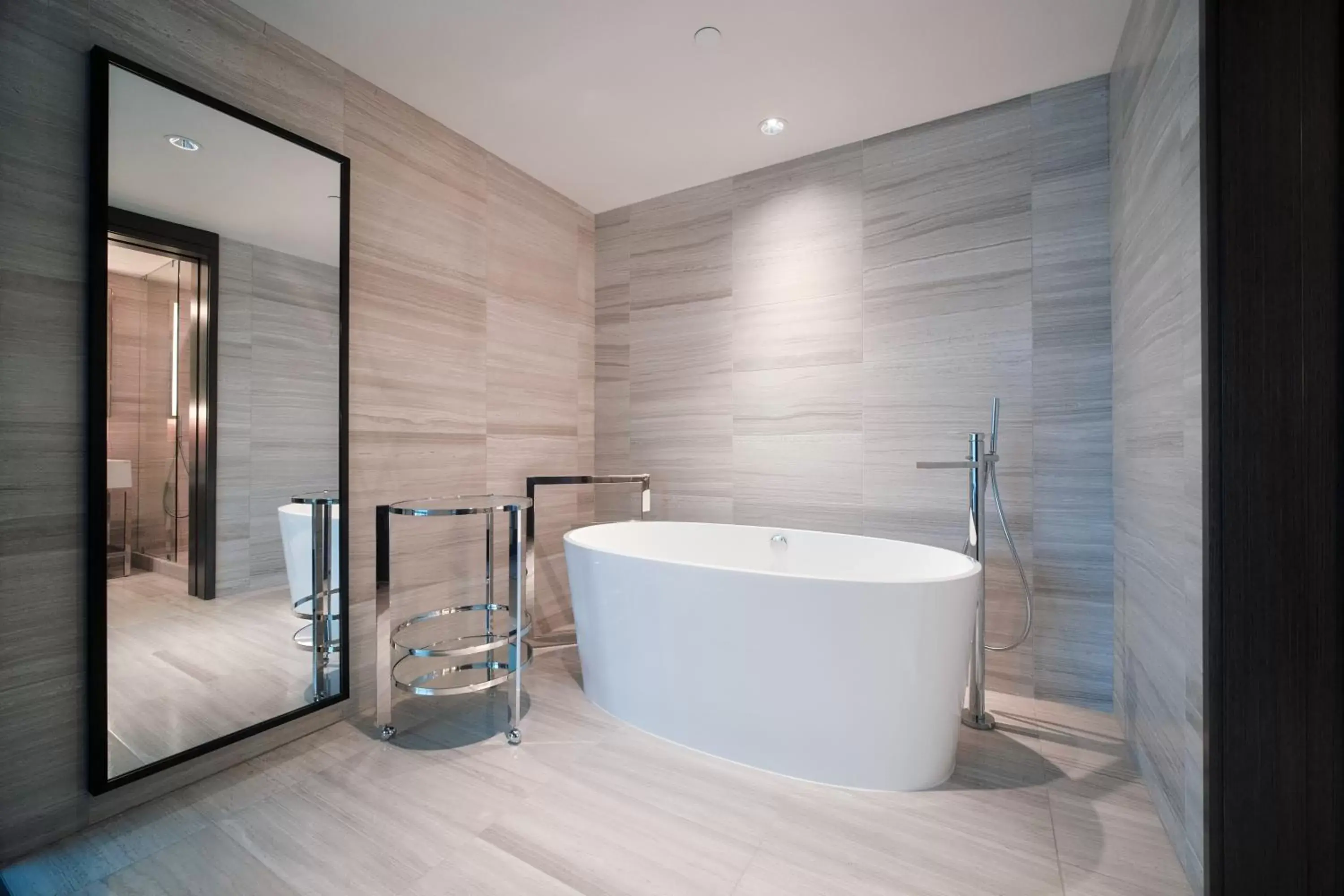 Bath, Bathroom in Paradox Hotel Vancouver