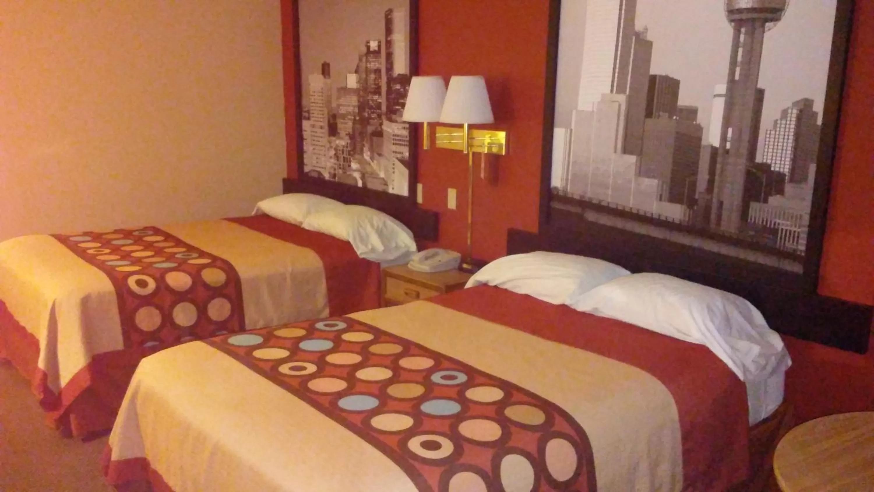 Bed in Super 8 by Wyndham Mount Vernon