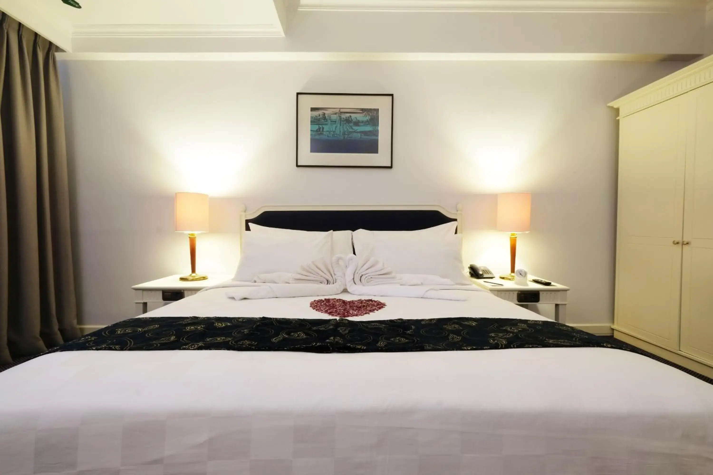 Bedroom, Bed in Aryaduta Makassar Bedroom, Bed in Aryaduta Makassar