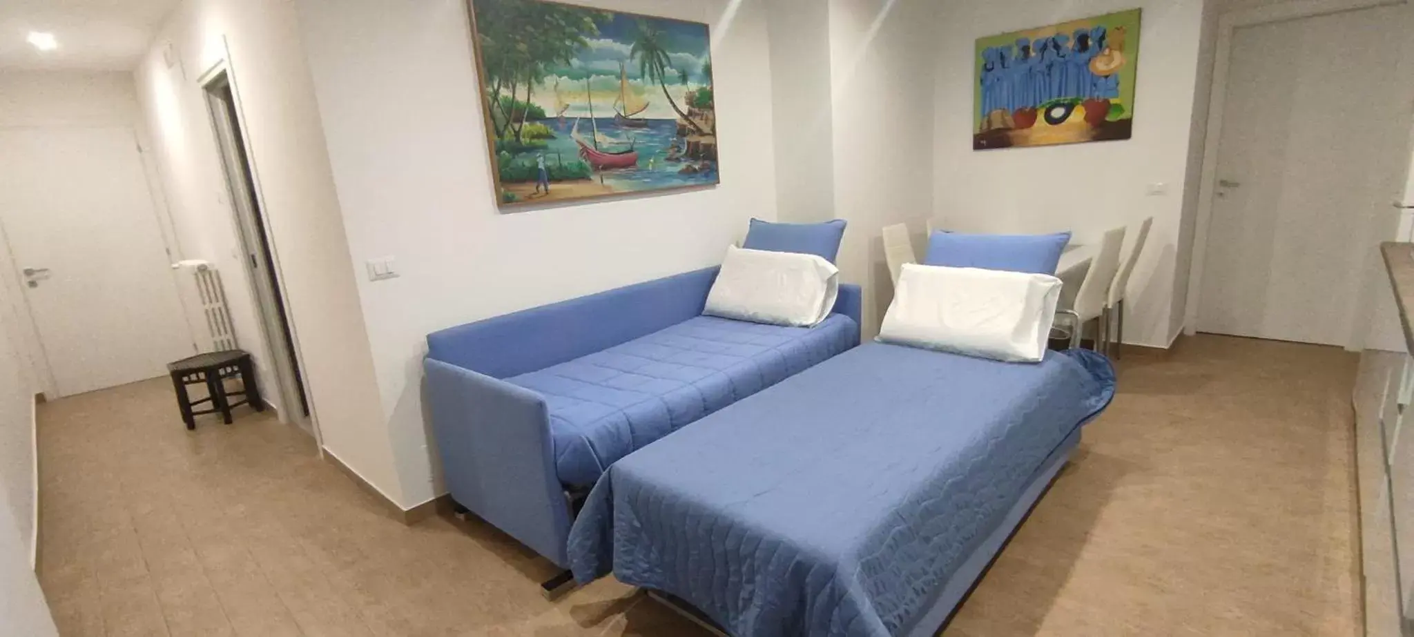 Bedroom, Seating Area in NICHOLAS HOME