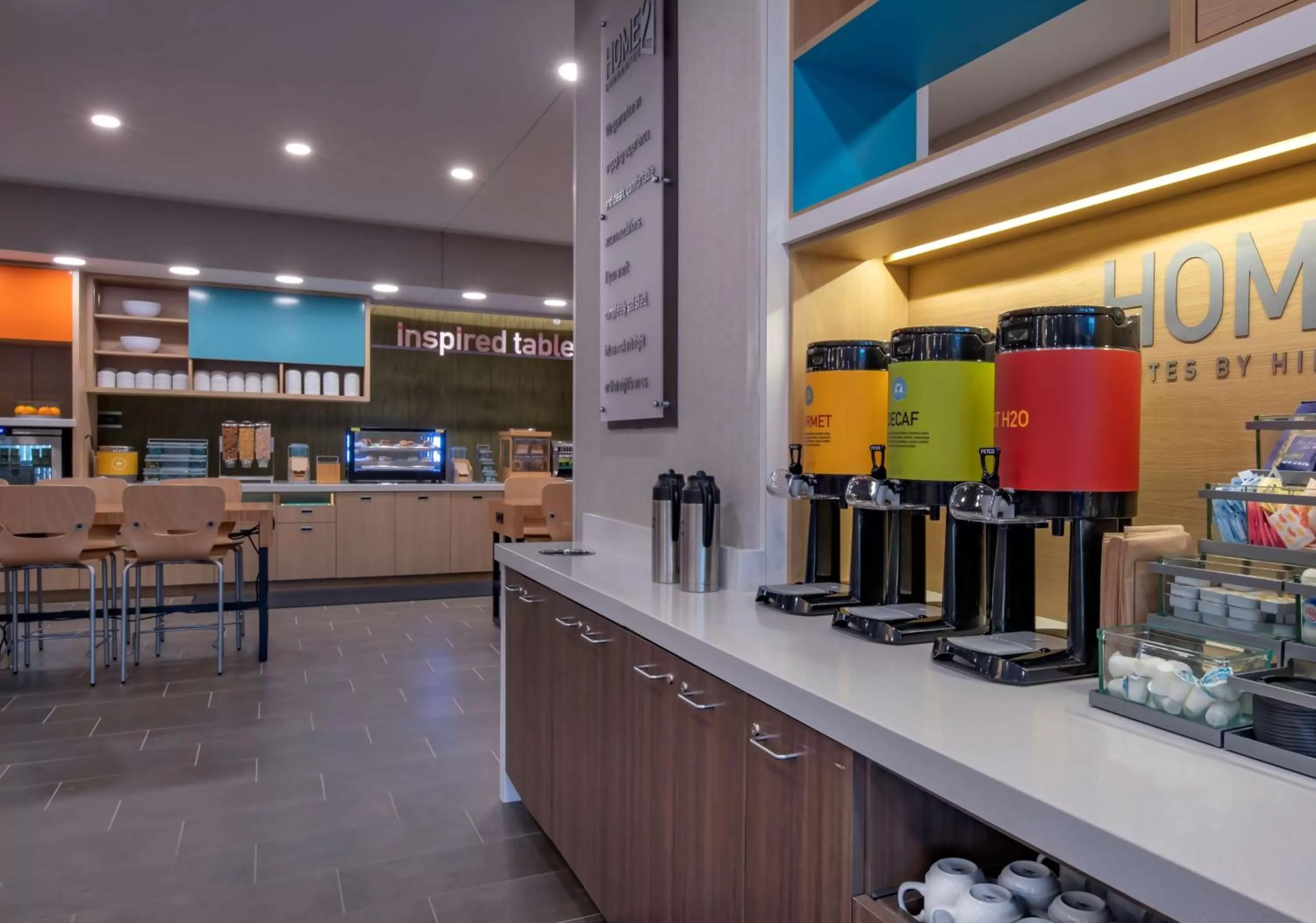 Breakfast in Home2 Suites by Hilton Omaha I-80 at 72nd Street, NE