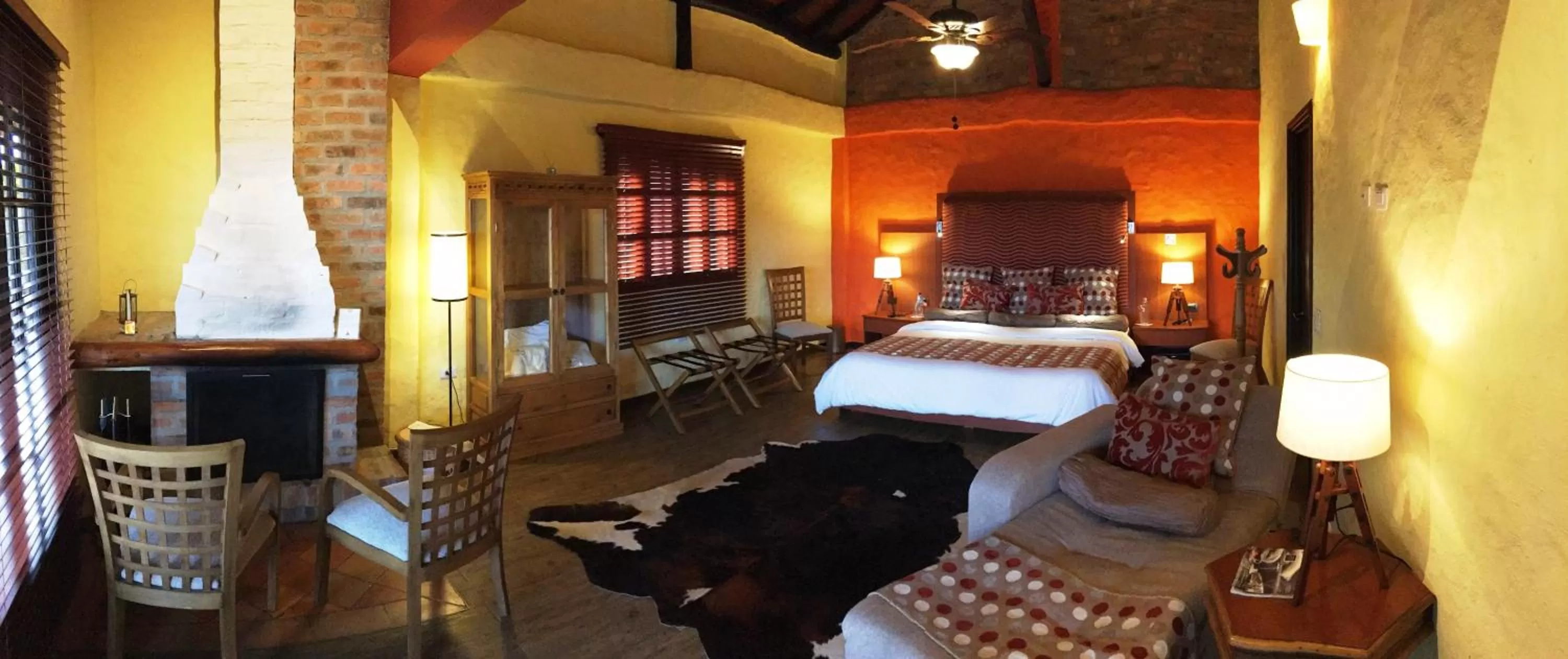 Photo of the whole room, Bed in Monasterio San Agustín, Colombia