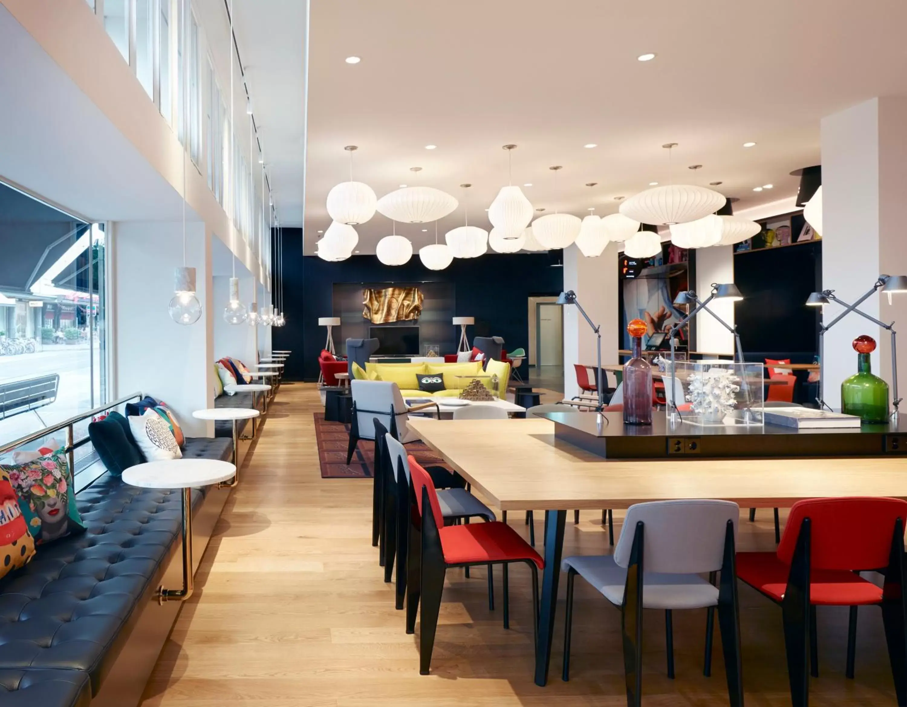 Lobby or reception, Restaurant/Places to Eat in citizenM Zürich