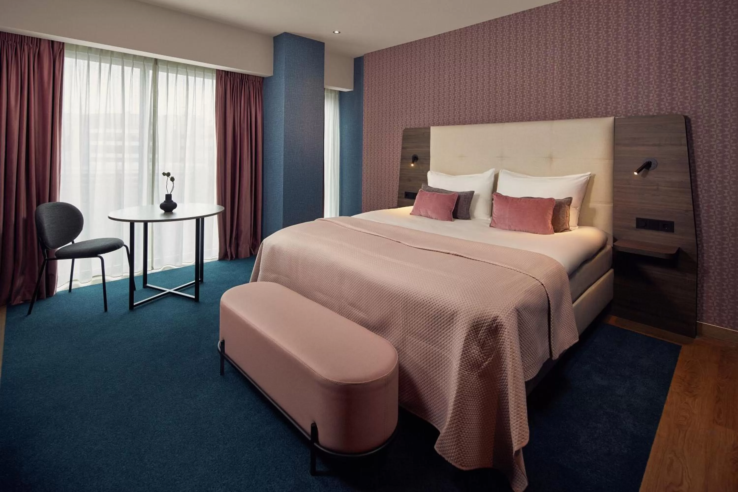 Bed in Van der Valk Hotel Haarlem