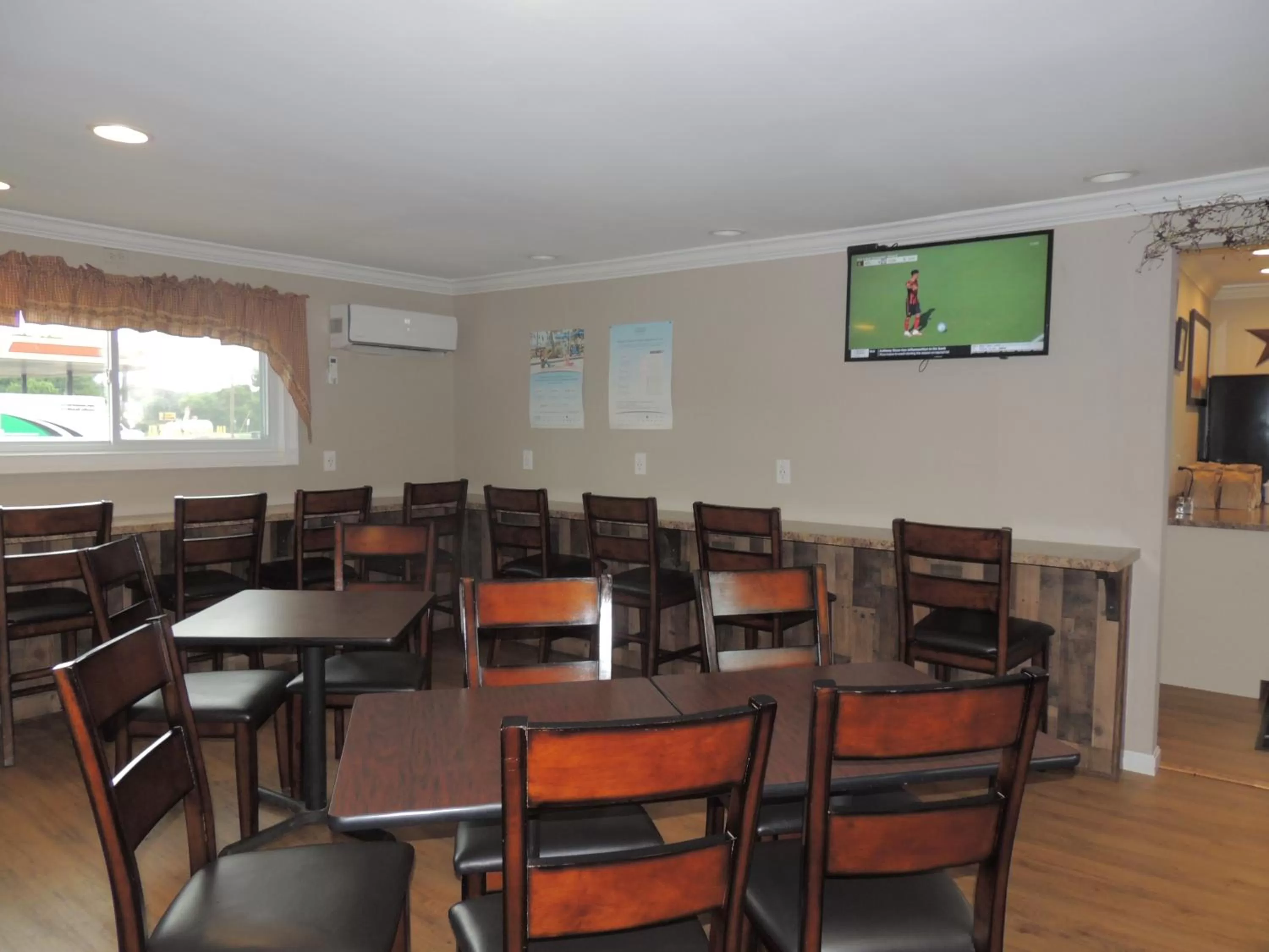 Coffee/tea facilities in Super 8 by Wyndham Mifflinville Near Bloomsburg