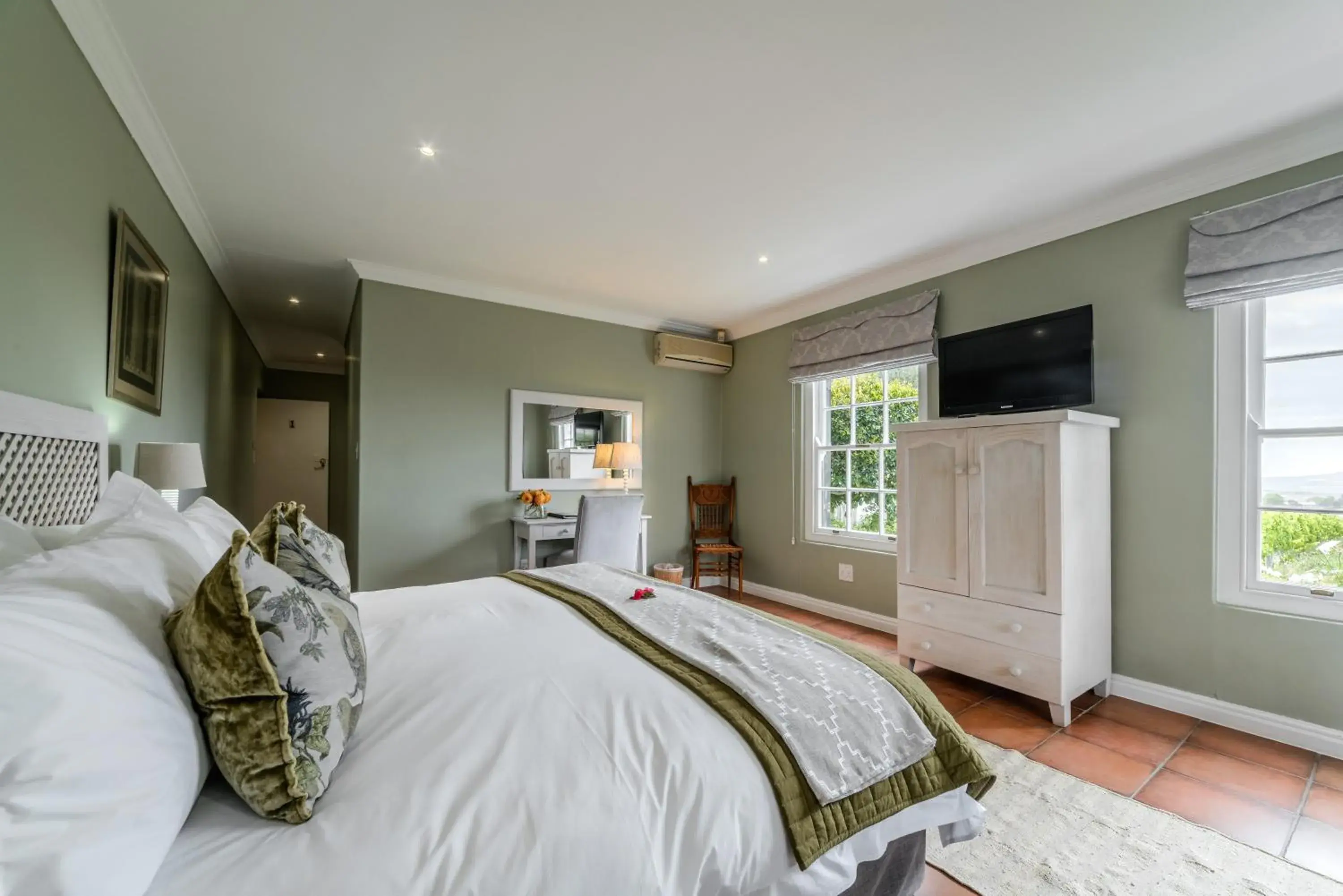 Bedroom in Eikendal Lodge