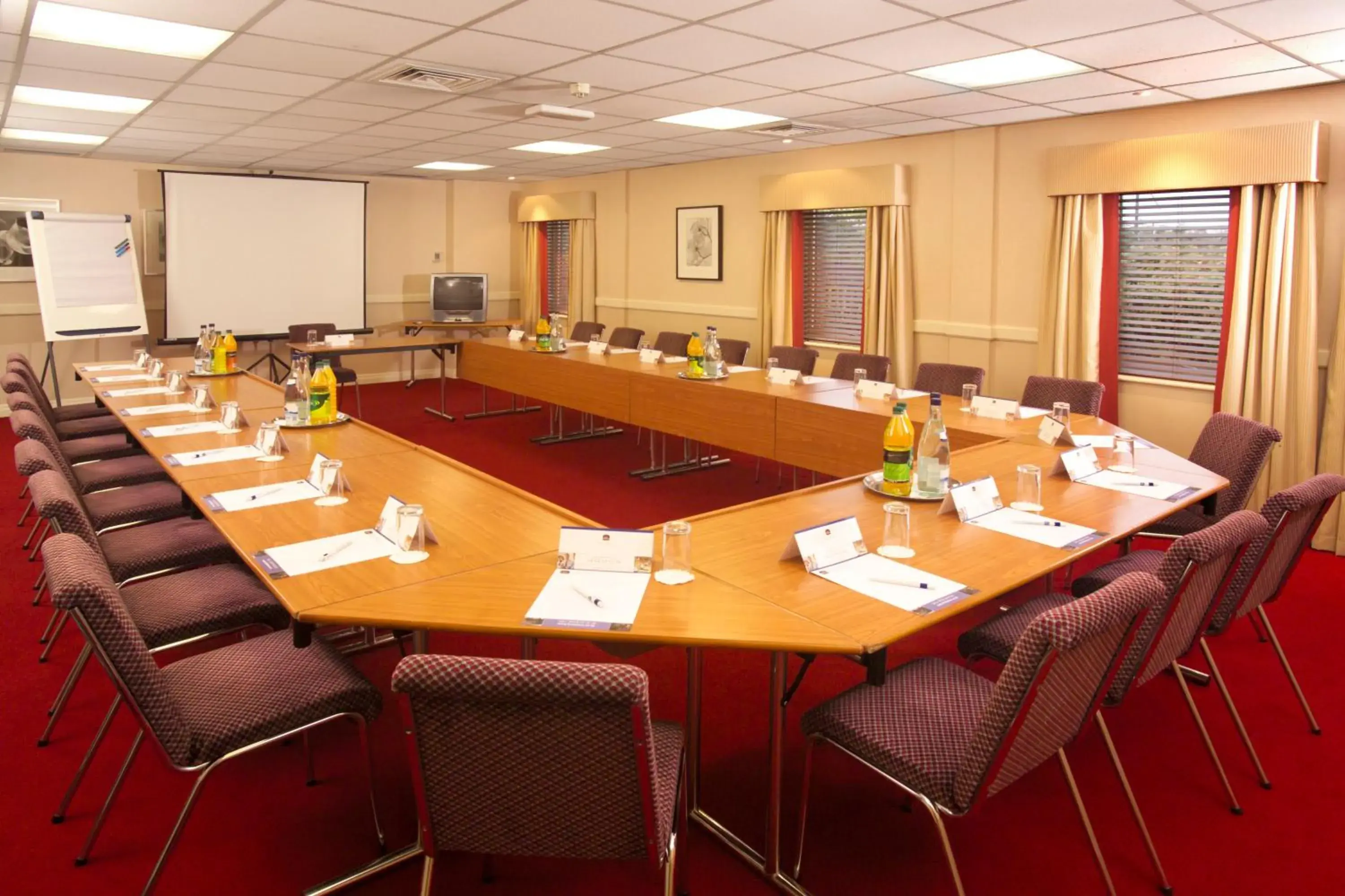 Business facilities in Best Western Plus Milford Hotel