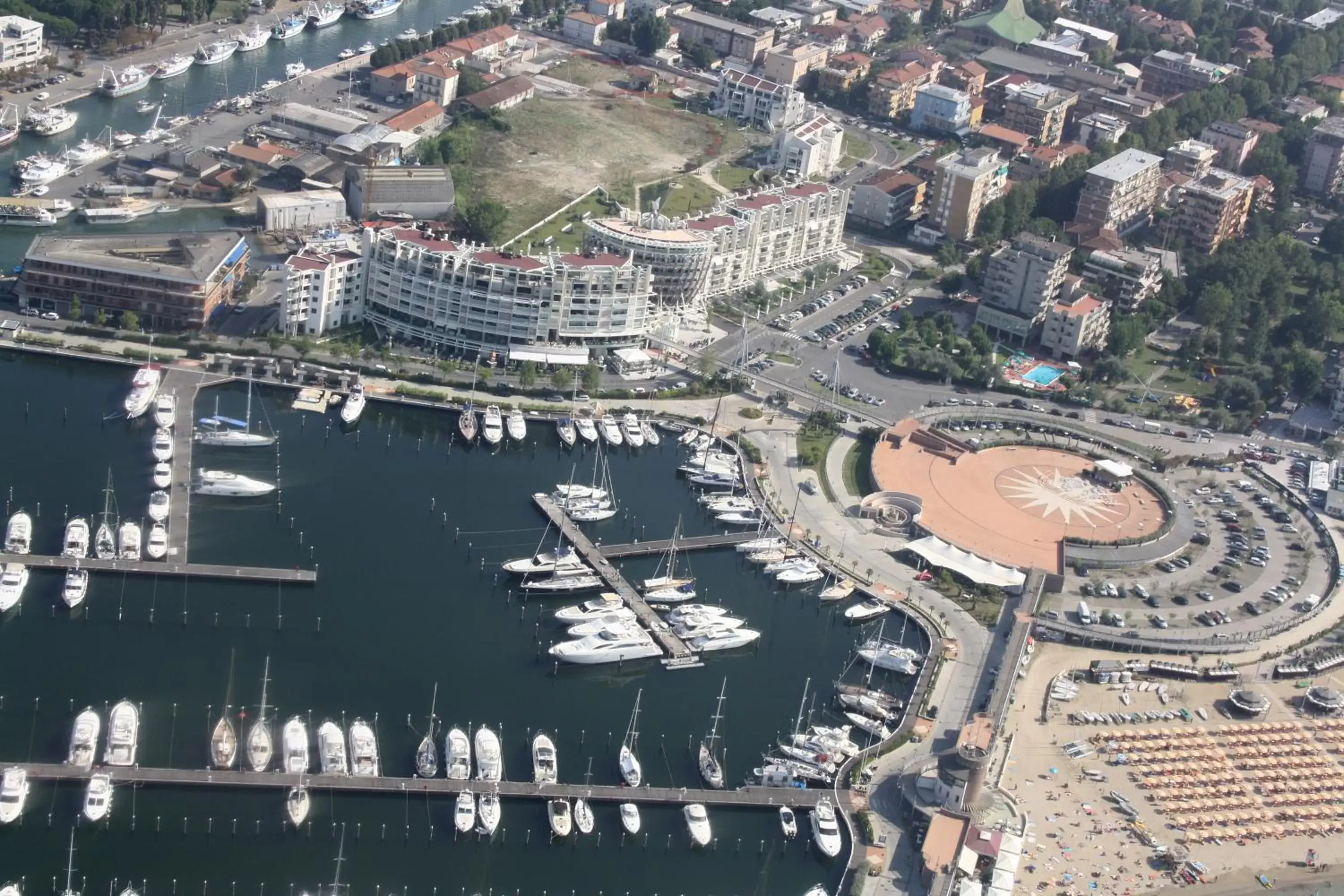 Bird's eye view, Bird's-eye View in Hotel St Gregory Park