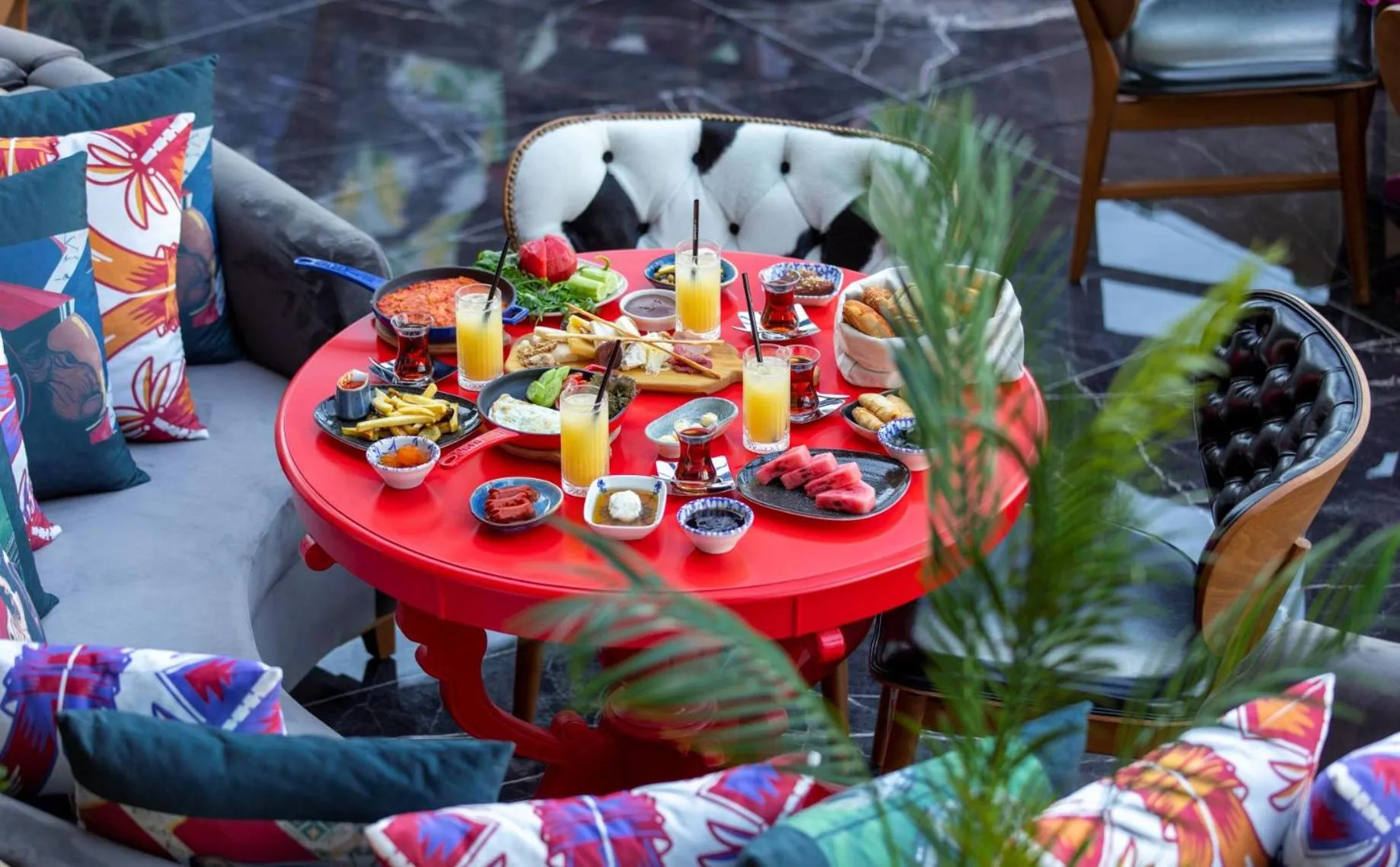 Breakfast in Lucky Monkey Hotel