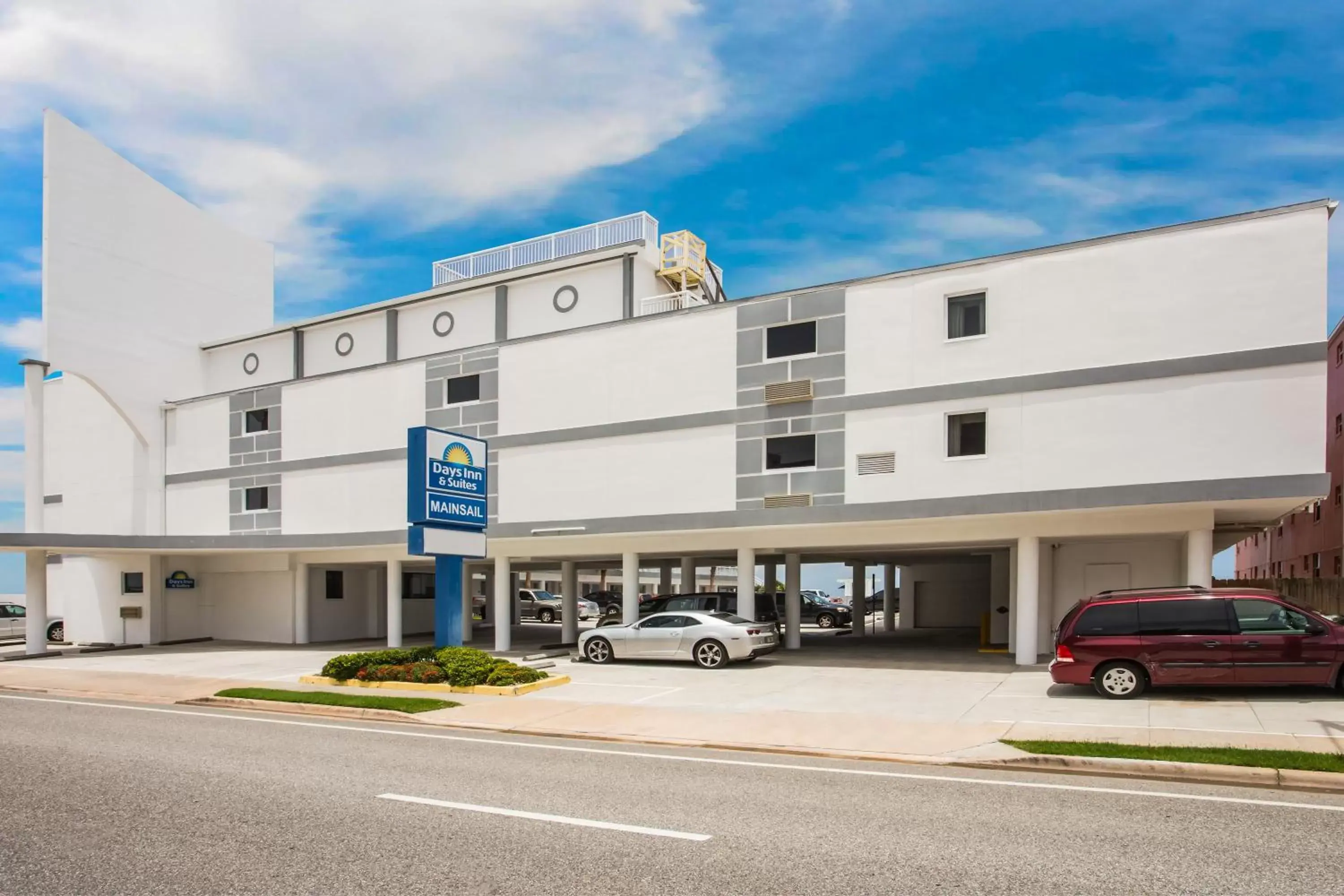 Facade/entrance, Property Building in Arya Blu Inn and Suites