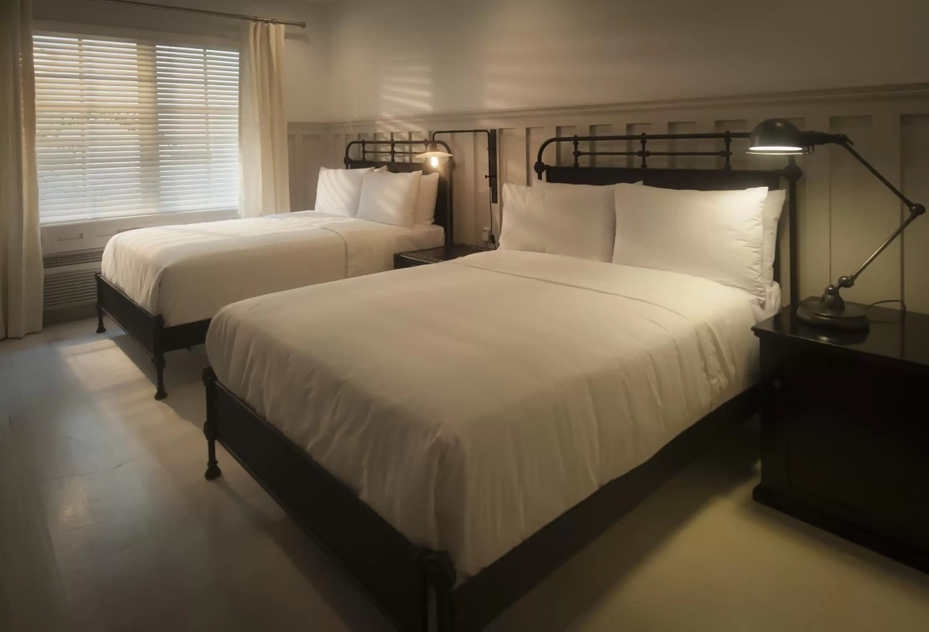 Bedroom, Bed in Shepley South Beach Hotel