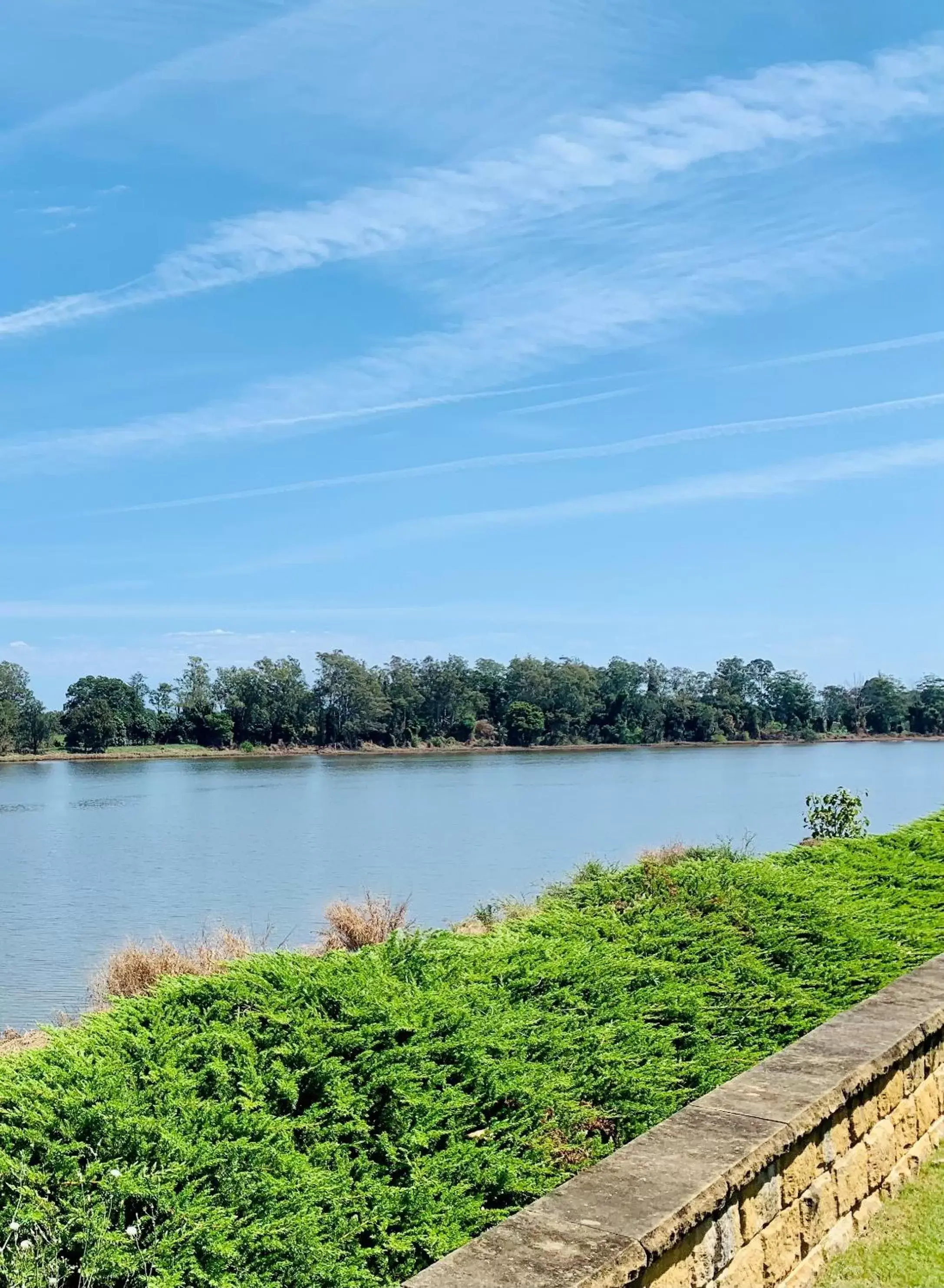 River view in Crown Hotel Motel