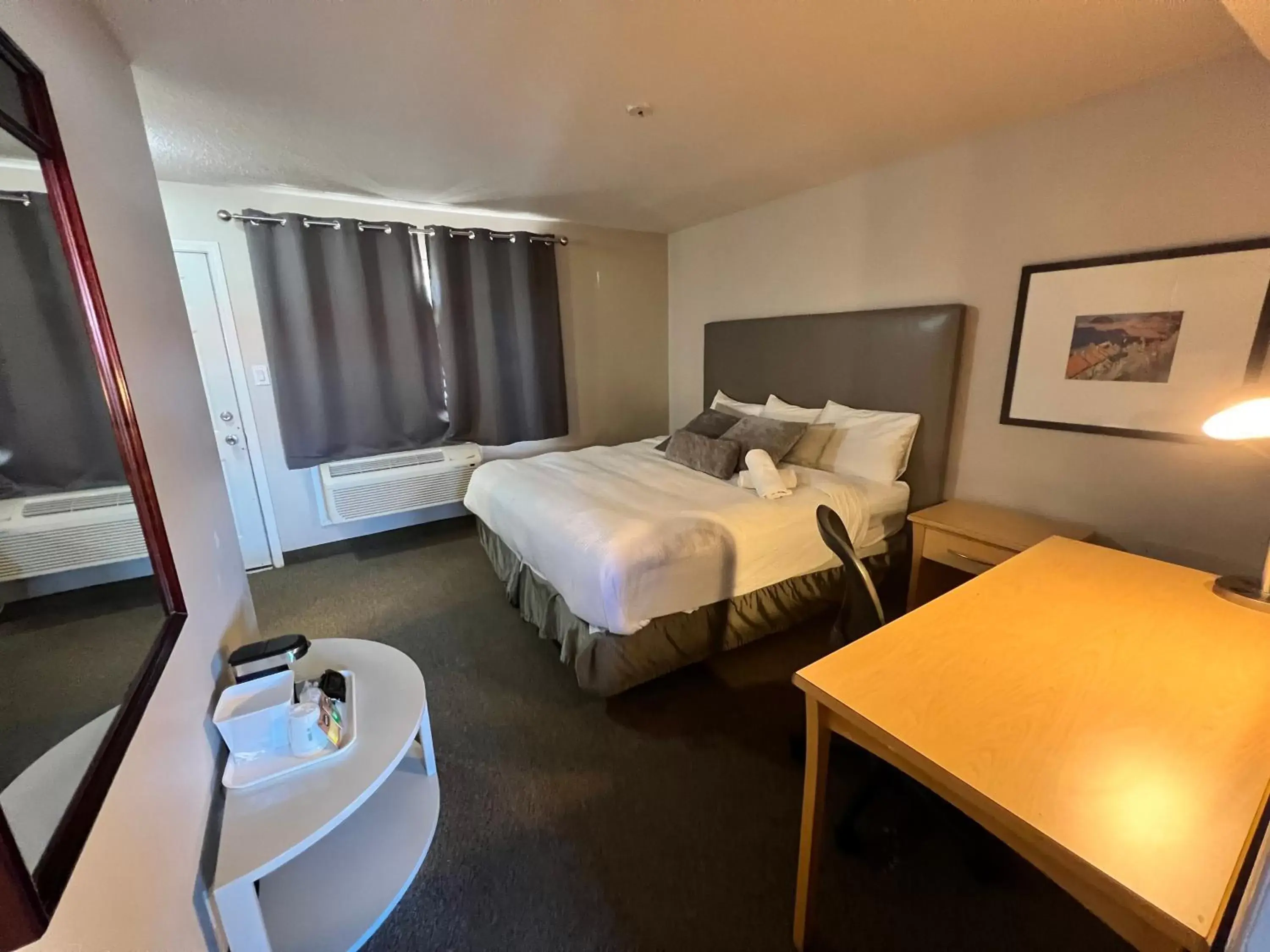 Bed in Thriftlodge Saskatoon Bed in Thriftlodge Saskatoon