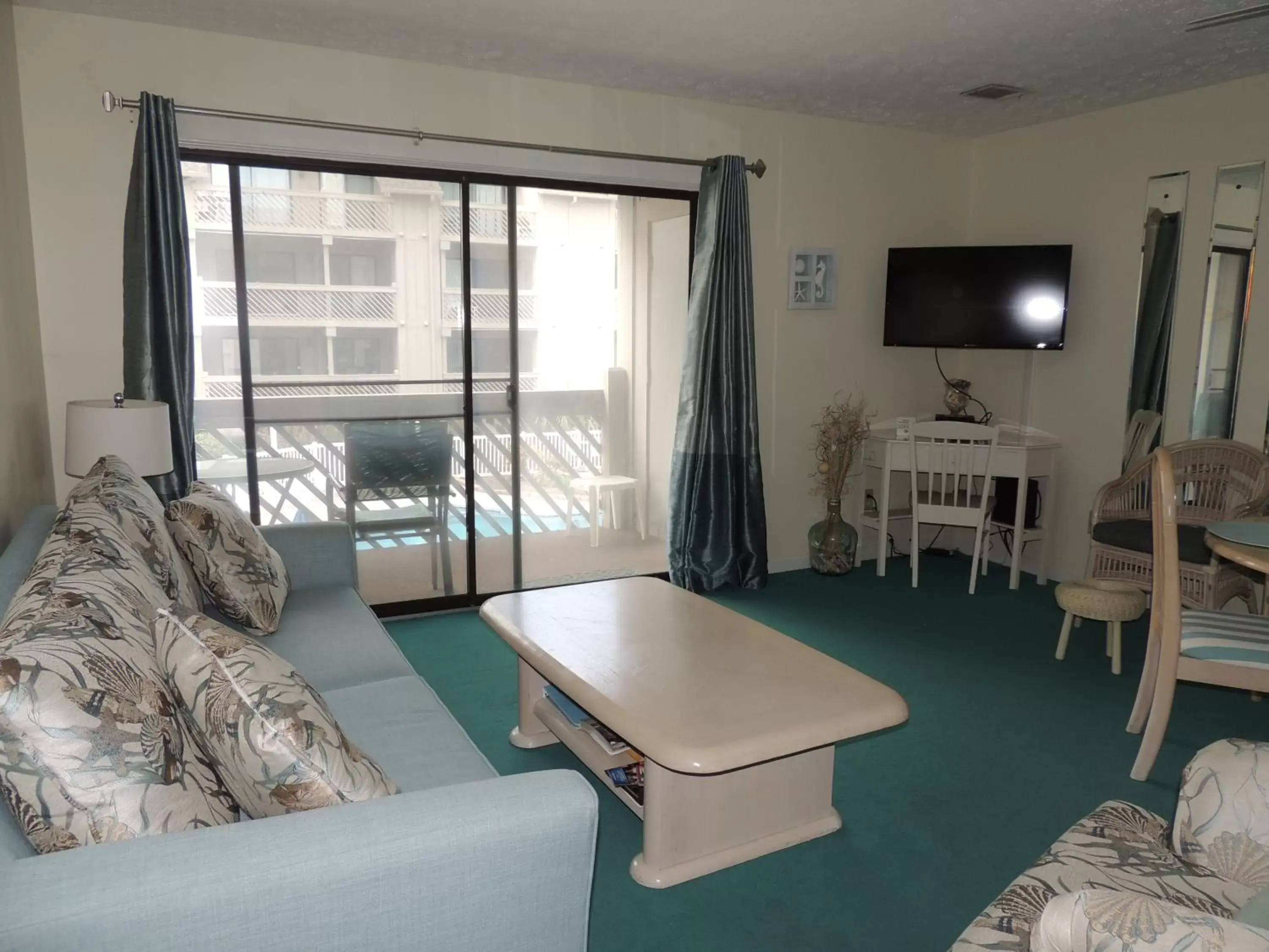 Living room, Seating Area in Beach Vacation Condos